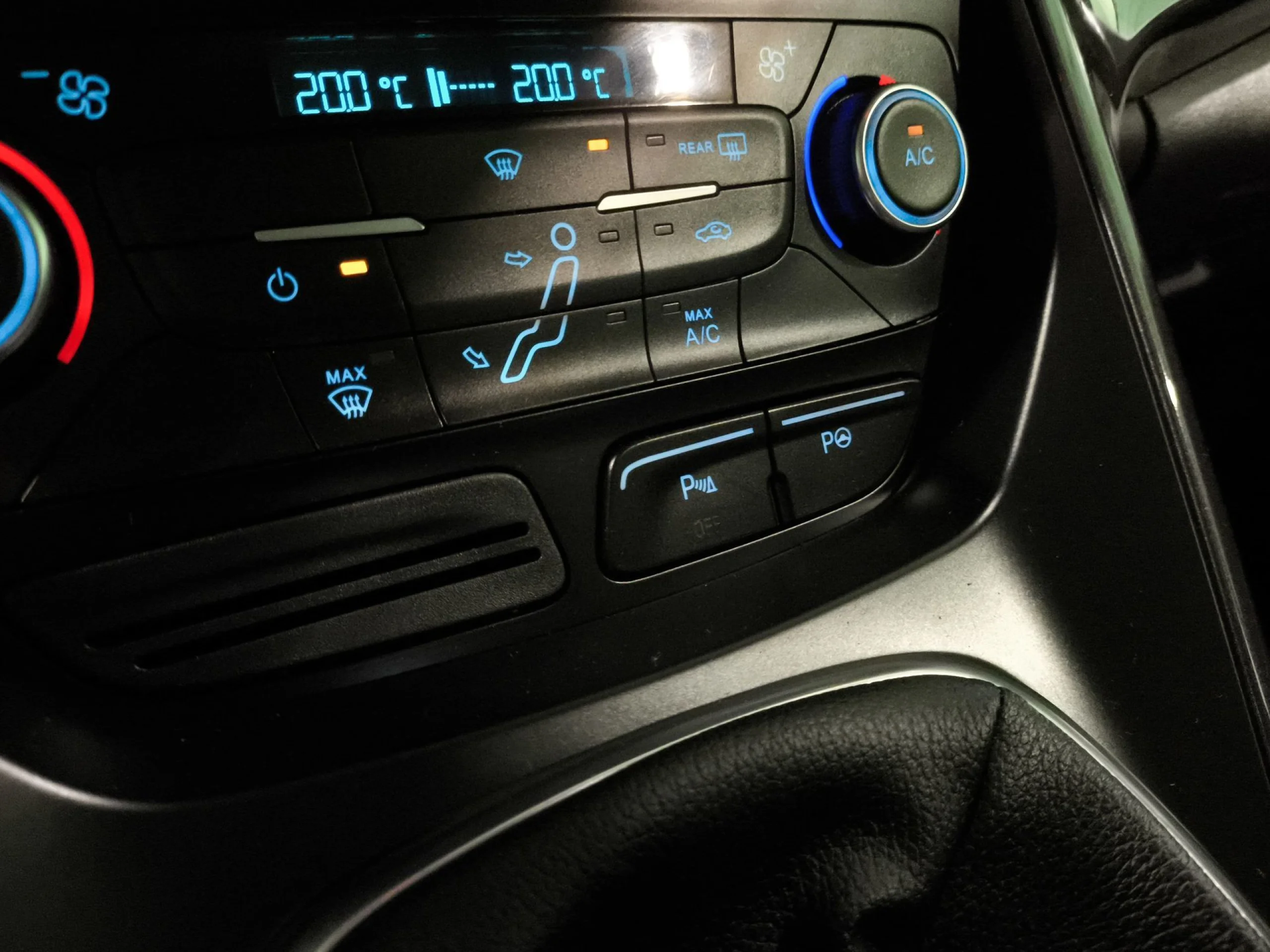 Ford C-Max 1.5 TDCI Titanium 88 kW (120 CV) - Foto 16