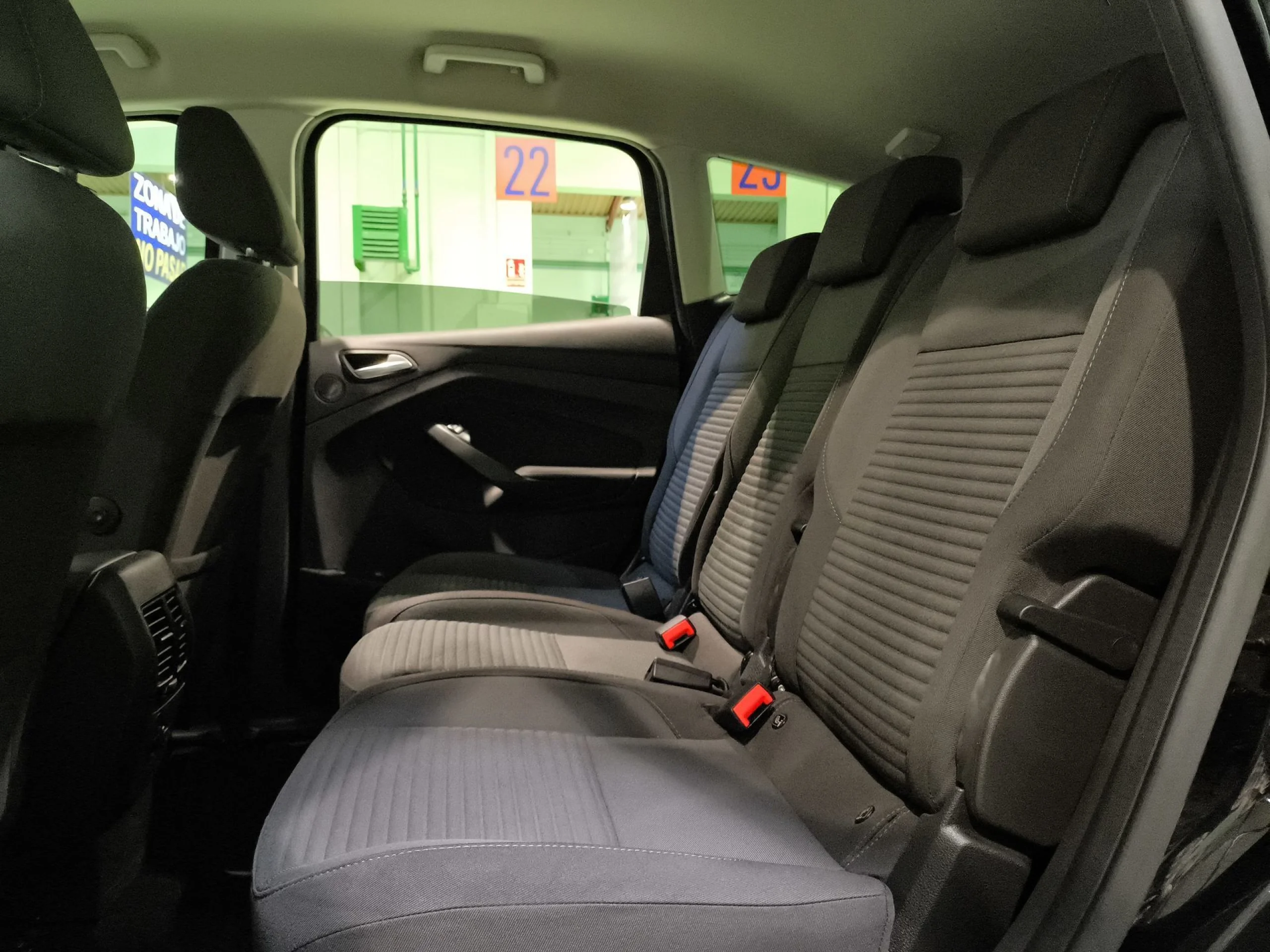 Ford C-Max 1.5 TDCI Titanium 88 kW (120 CV) - Foto 22