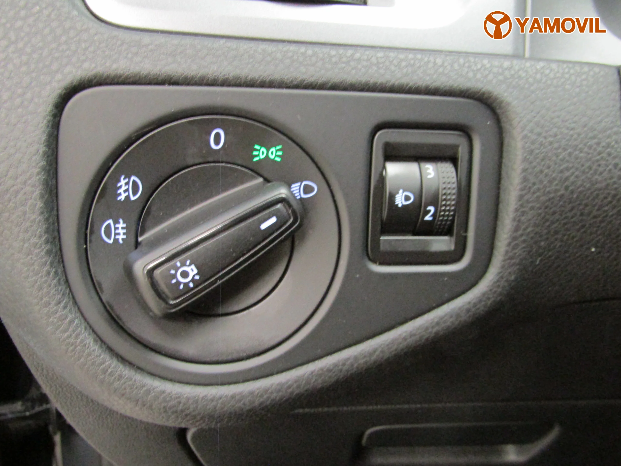 Volkswagen Golf 1.2 TFSI EDITION - Foto 27