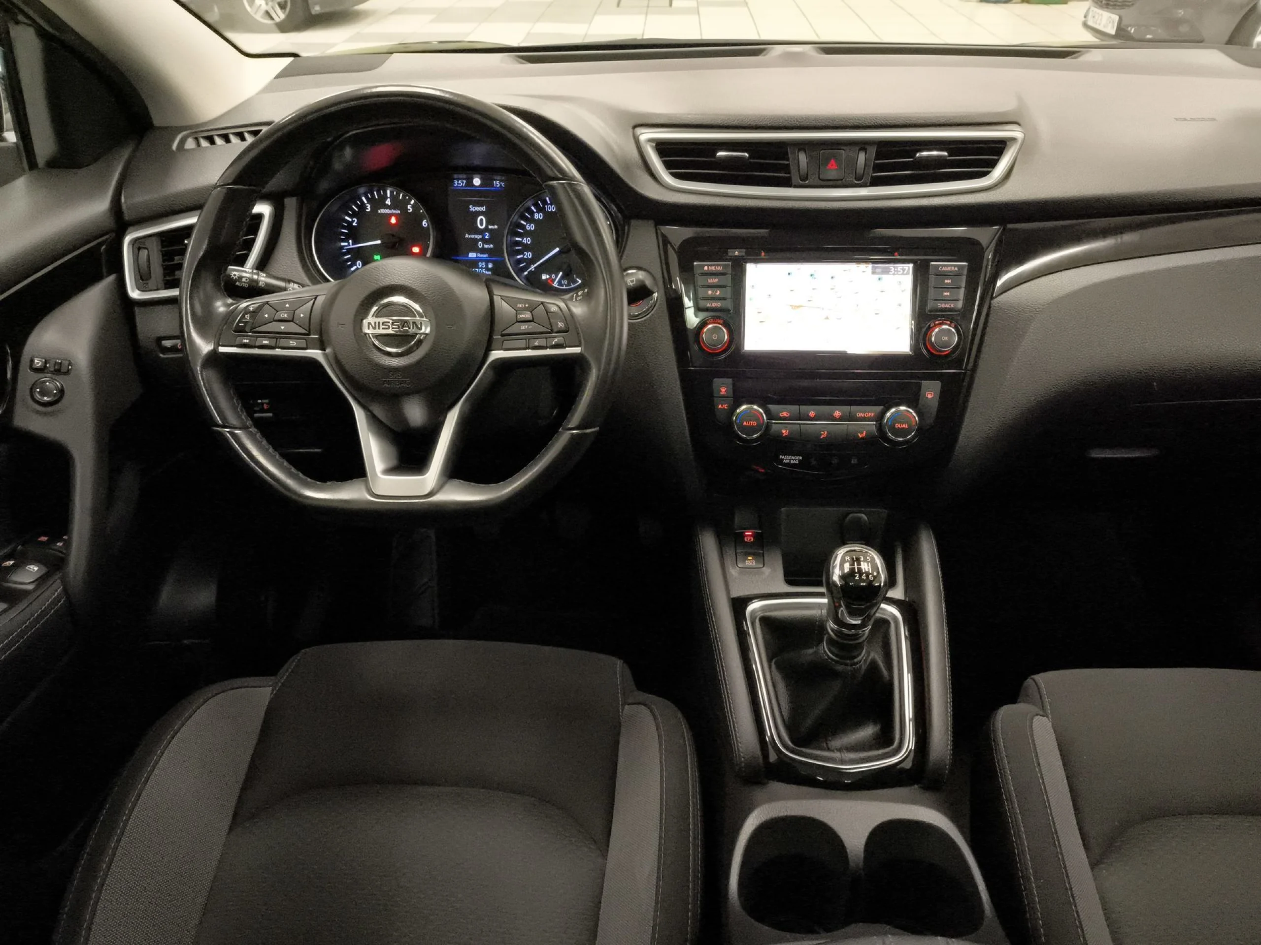 Nissan Qashqai DIG-T 140 Acenta 4x2 103 kW (140 CV) - Foto 18