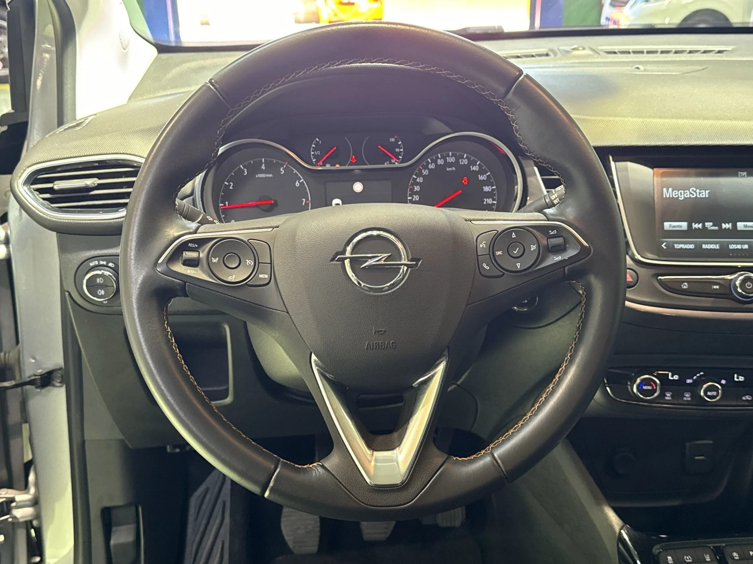 Opel Crossland X 1.2 Innovation 96 kW (130 CV) - Foto 11