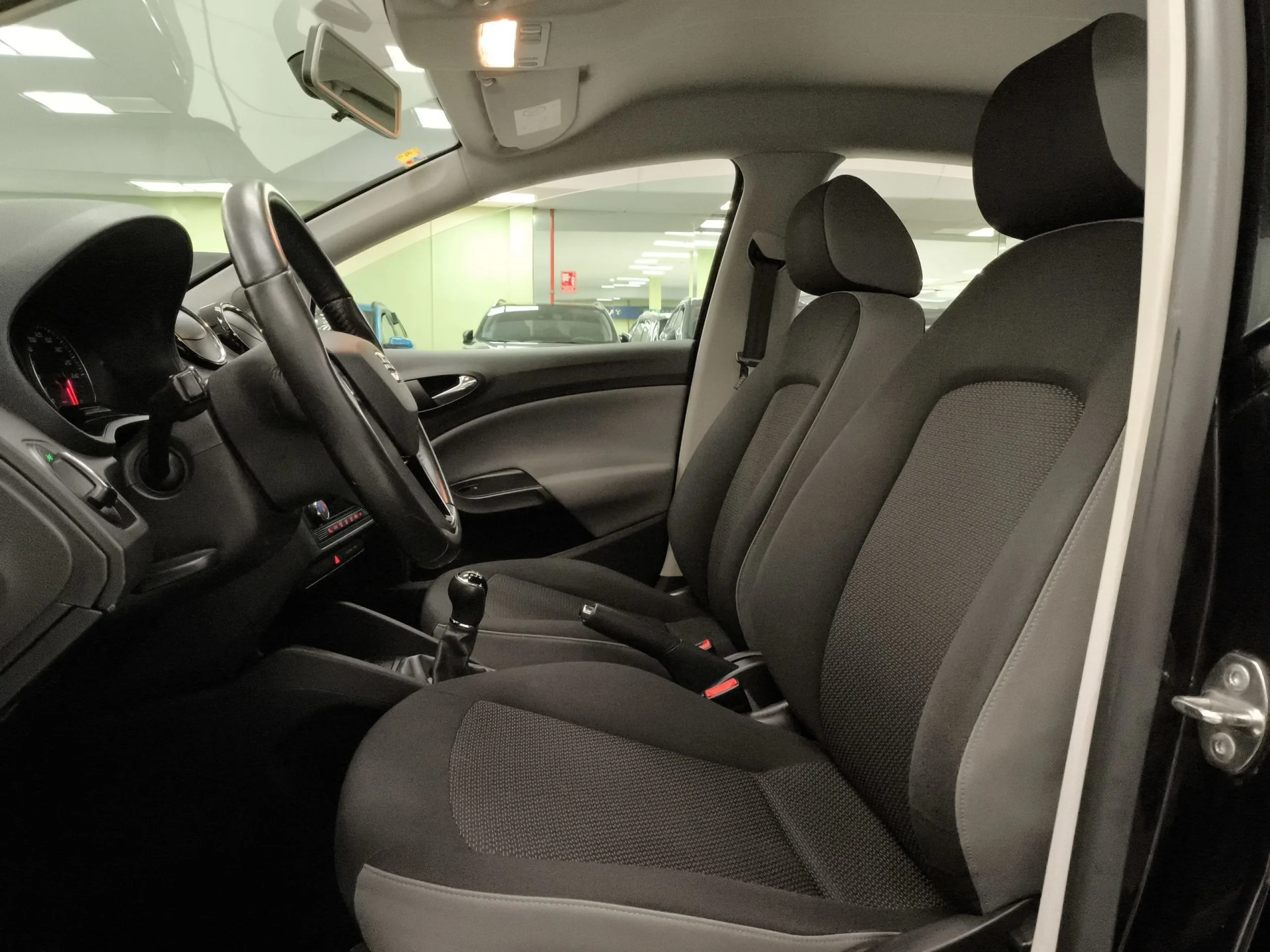 Seat Ibiza 1.2 TSI Style 66 kW (90 CV) - Foto 8