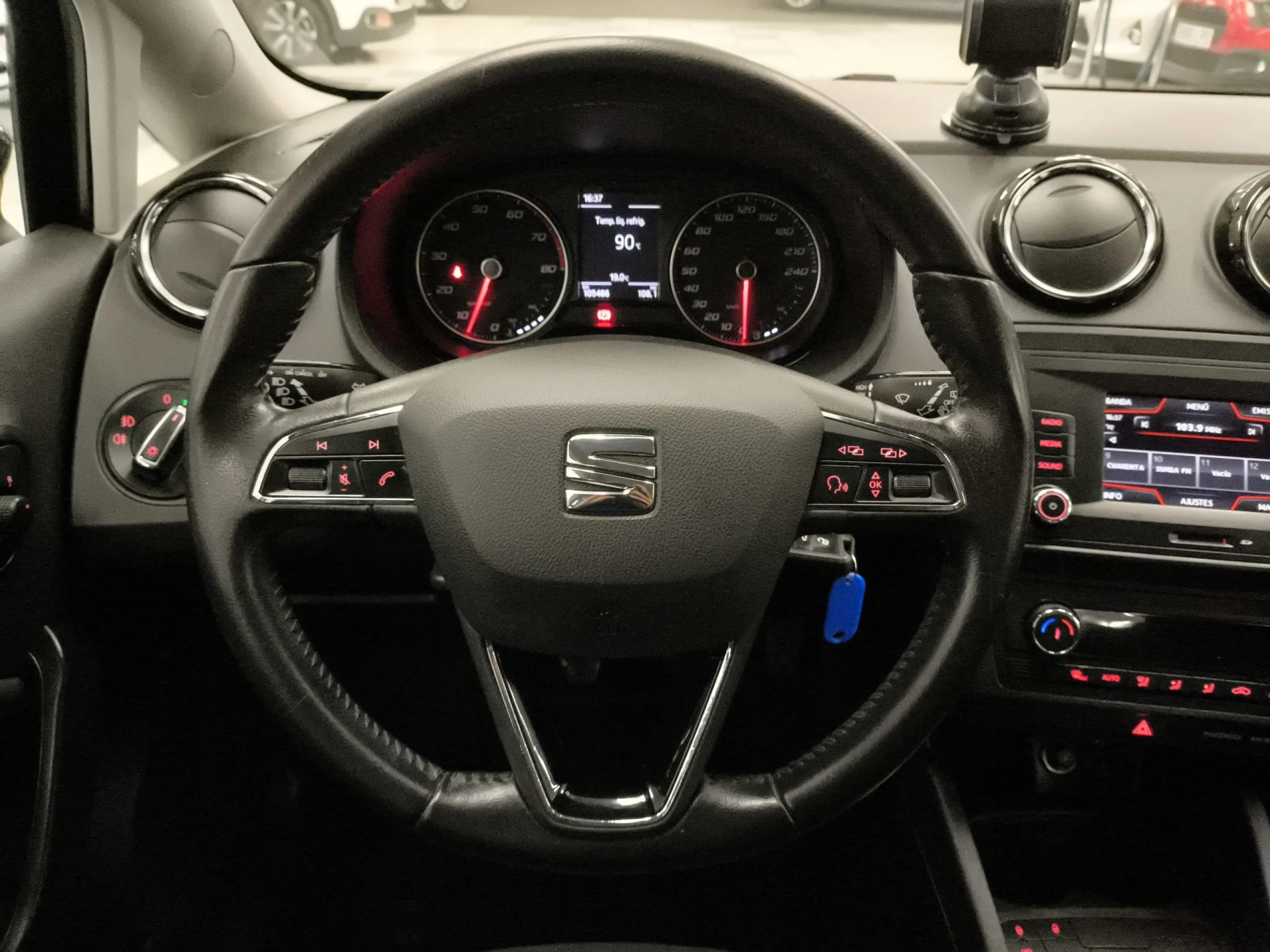 Seat Ibiza 1.2 TSI Style 66 kW (90 CV) - Foto 11