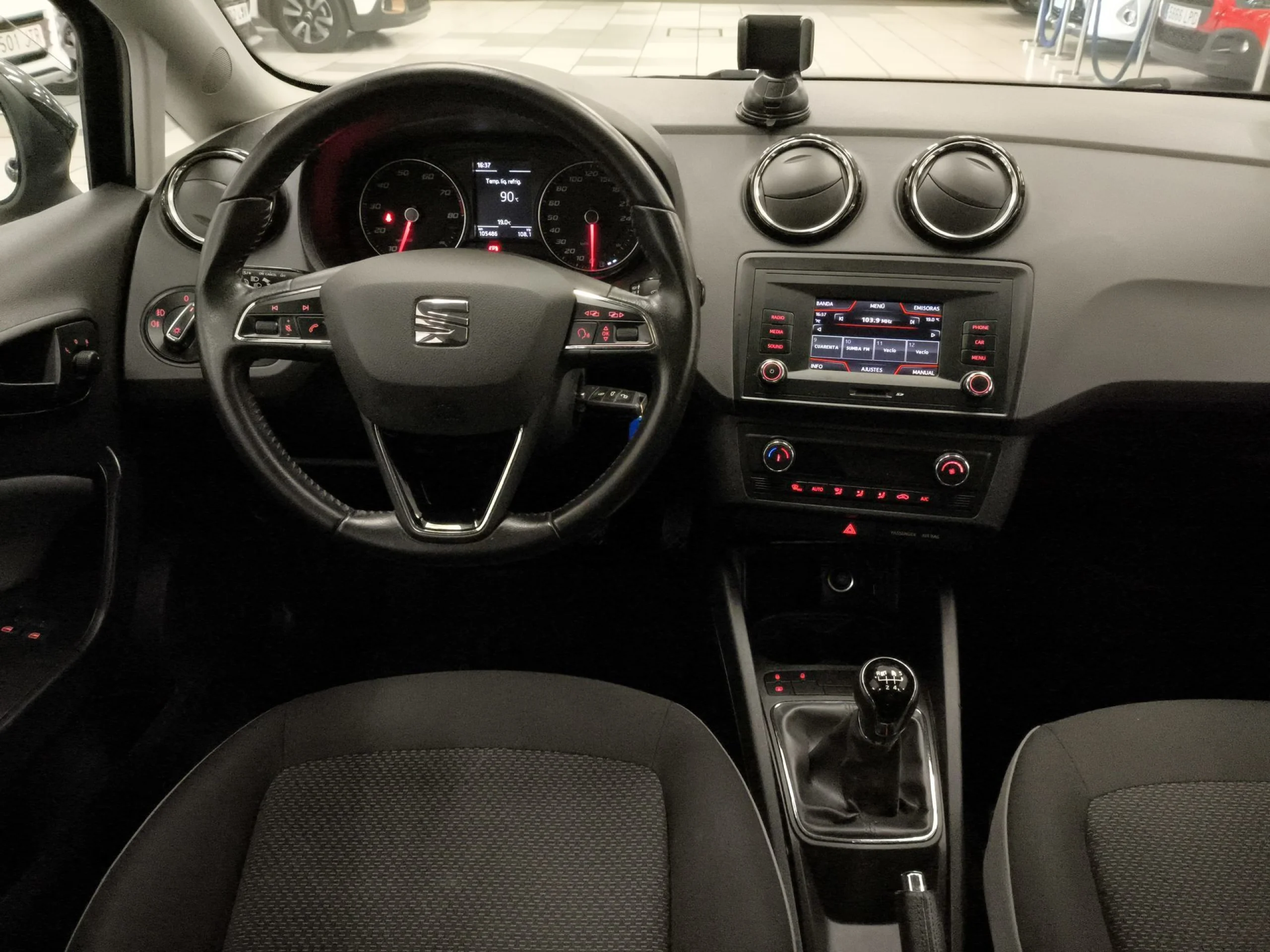Seat Ibiza 1.2 TSI Style 66 kW (90 CV) - Foto 16