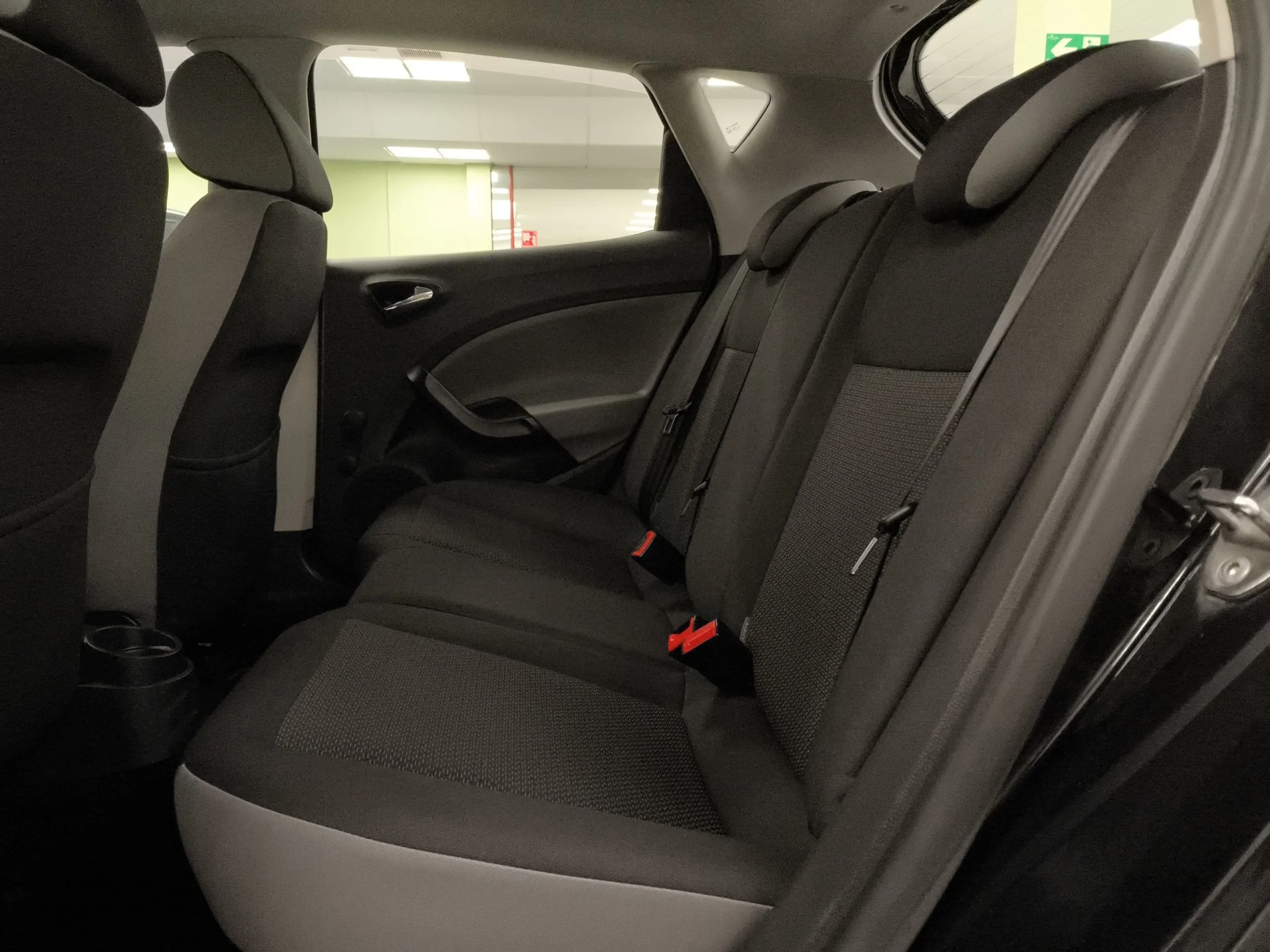 Seat Ibiza 1.2 TSI Style 66 kW (90 CV) - Foto 17