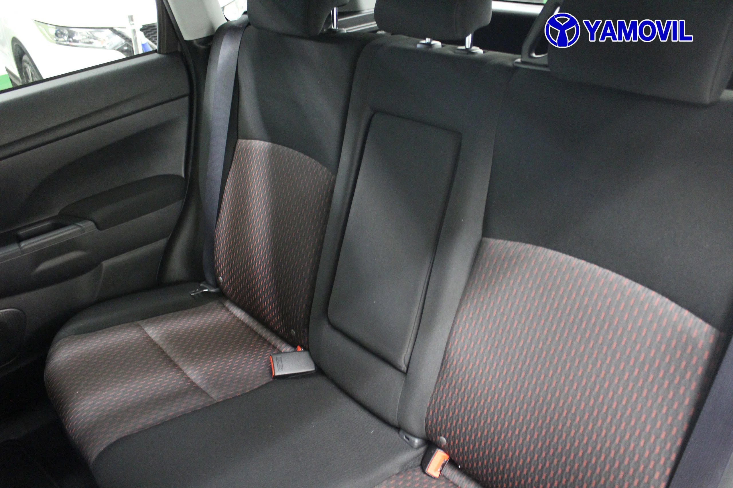 Mitsubishi ASX 160 MPI Motion 86 kW (117 CV) - Foto 14