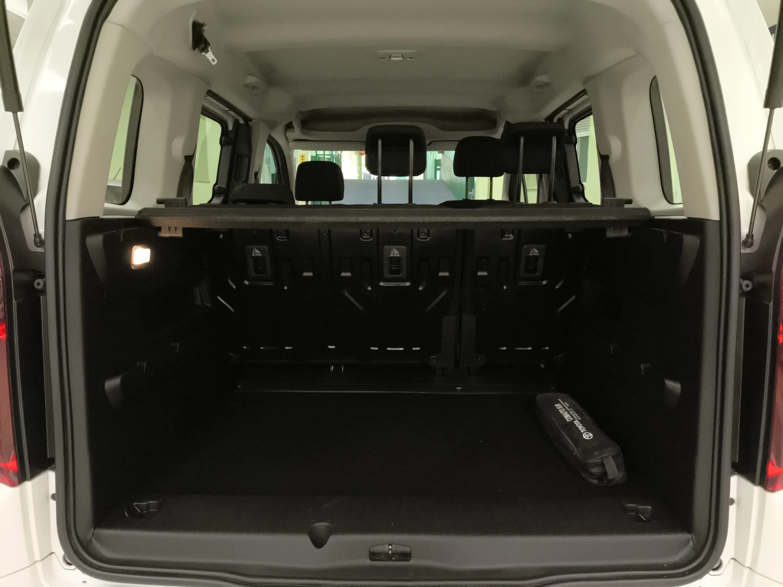 Toyota Proace city 1.5 D VX L1 75 kW (100 CV) - Foto 20