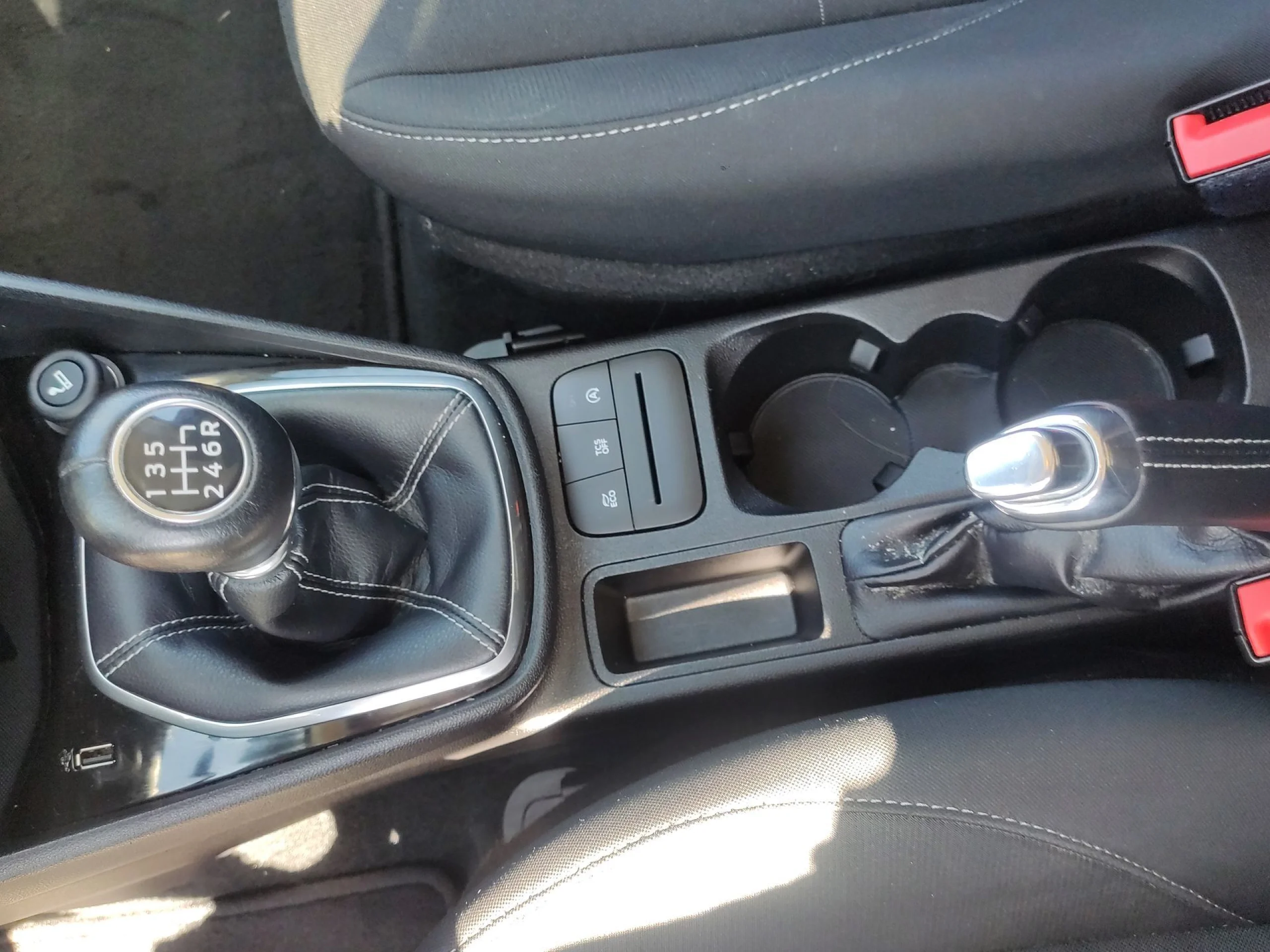 Ford Fiesta 1.0 EcoBoost SANDS Trend+ 74 kW (100 CV) - Foto 16