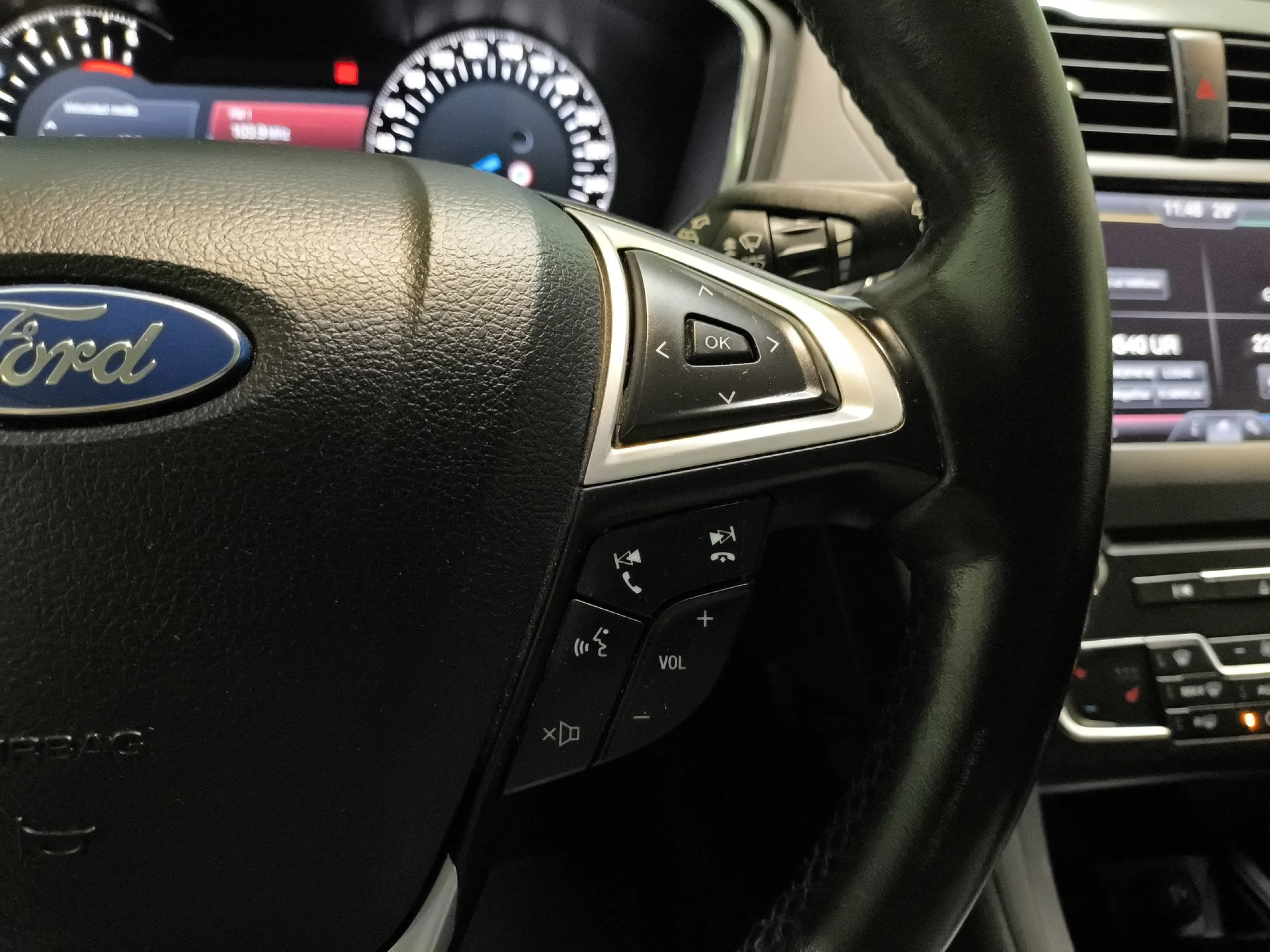 Ford Mondeo 2.0 TDCI Titanium 110 kW (150 CV) - Foto 15