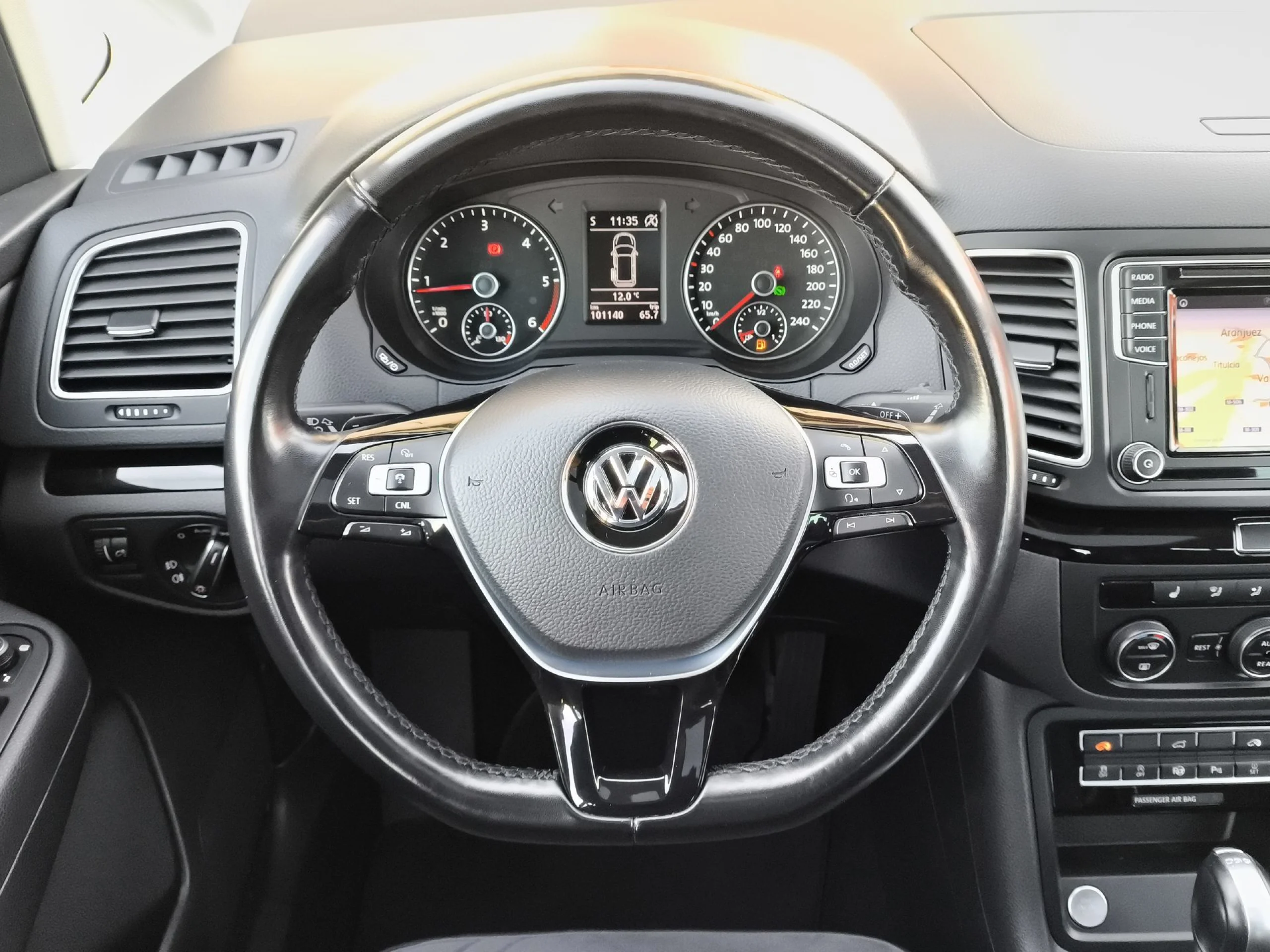 Volkswagen Sharan Sport 2.0 TDI 135 kW (184 CV) DSG - Foto 11