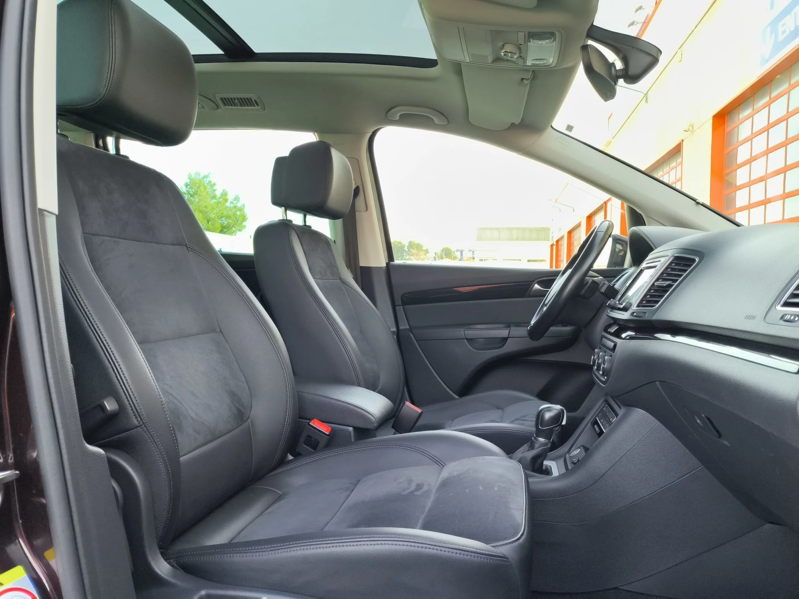 Volkswagen Sharan Sport 2.0 TDI 135 kW (184 CV) DSG - Foto 23