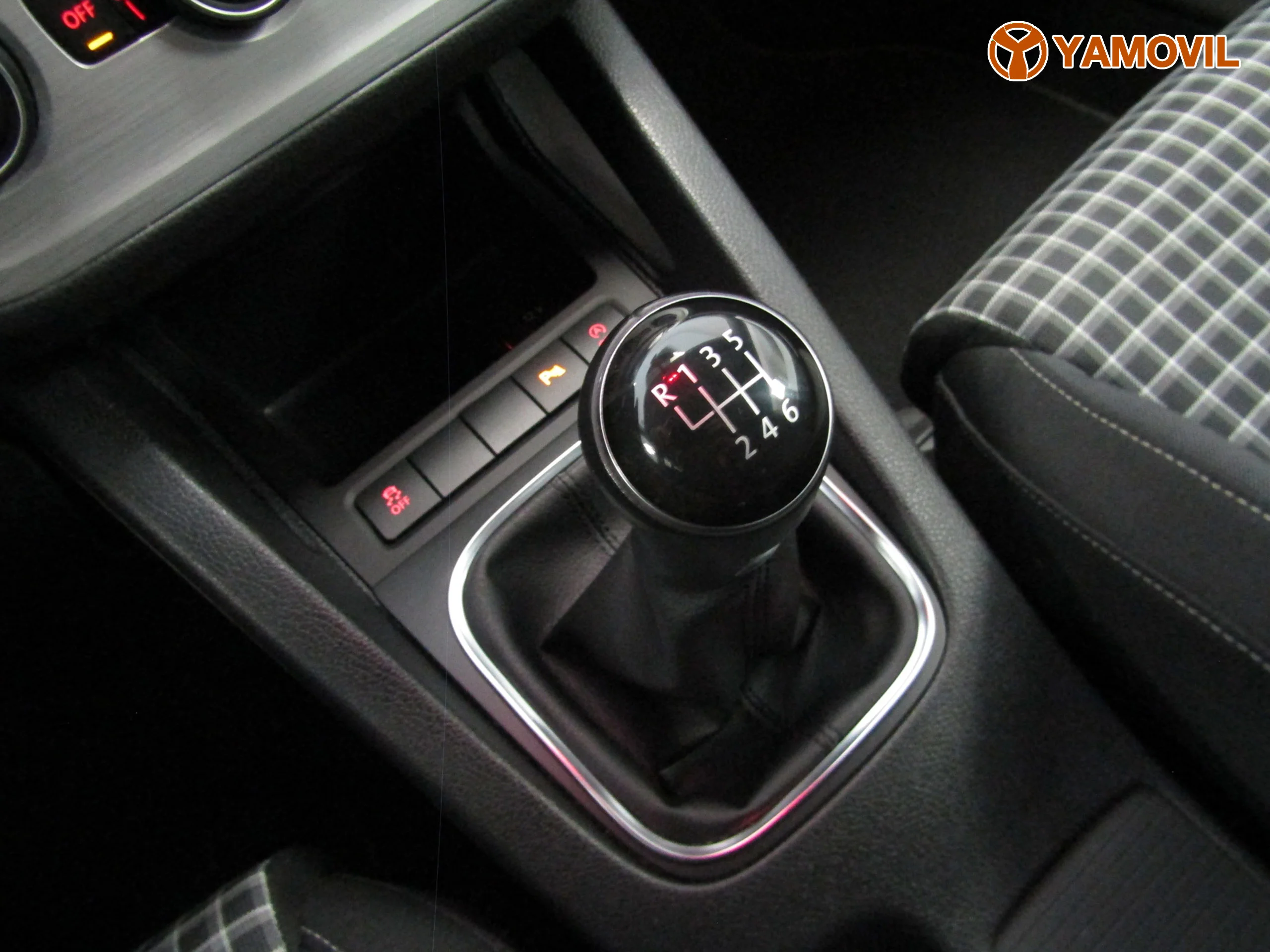 Volkswagen Scirocco 1.4TSI R-LINE BY TYPHOON - Foto 38
