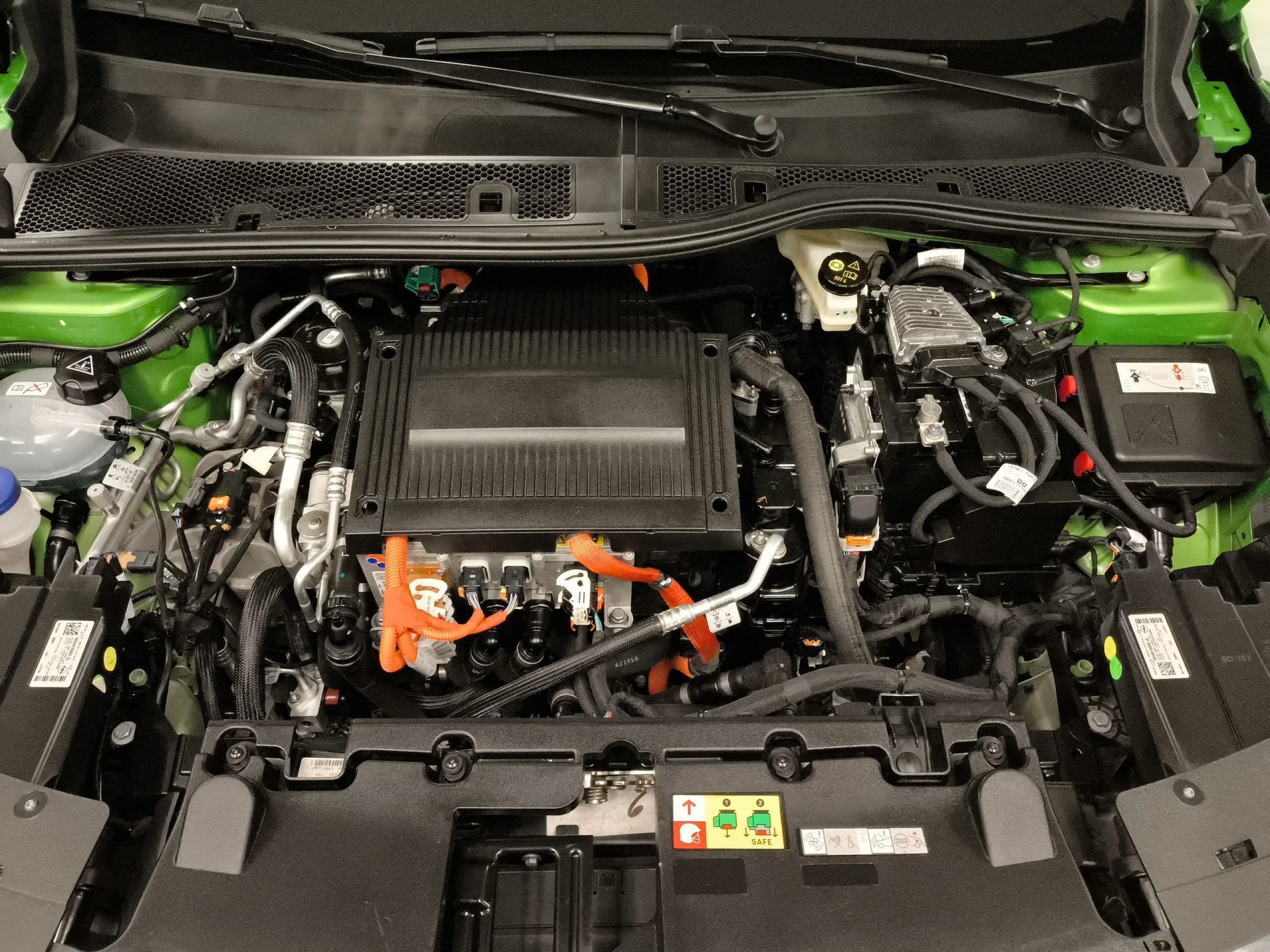 Opel Mokka-e BEV 50kWh Ultimate-e 100 kW (136 CV) - Foto 26