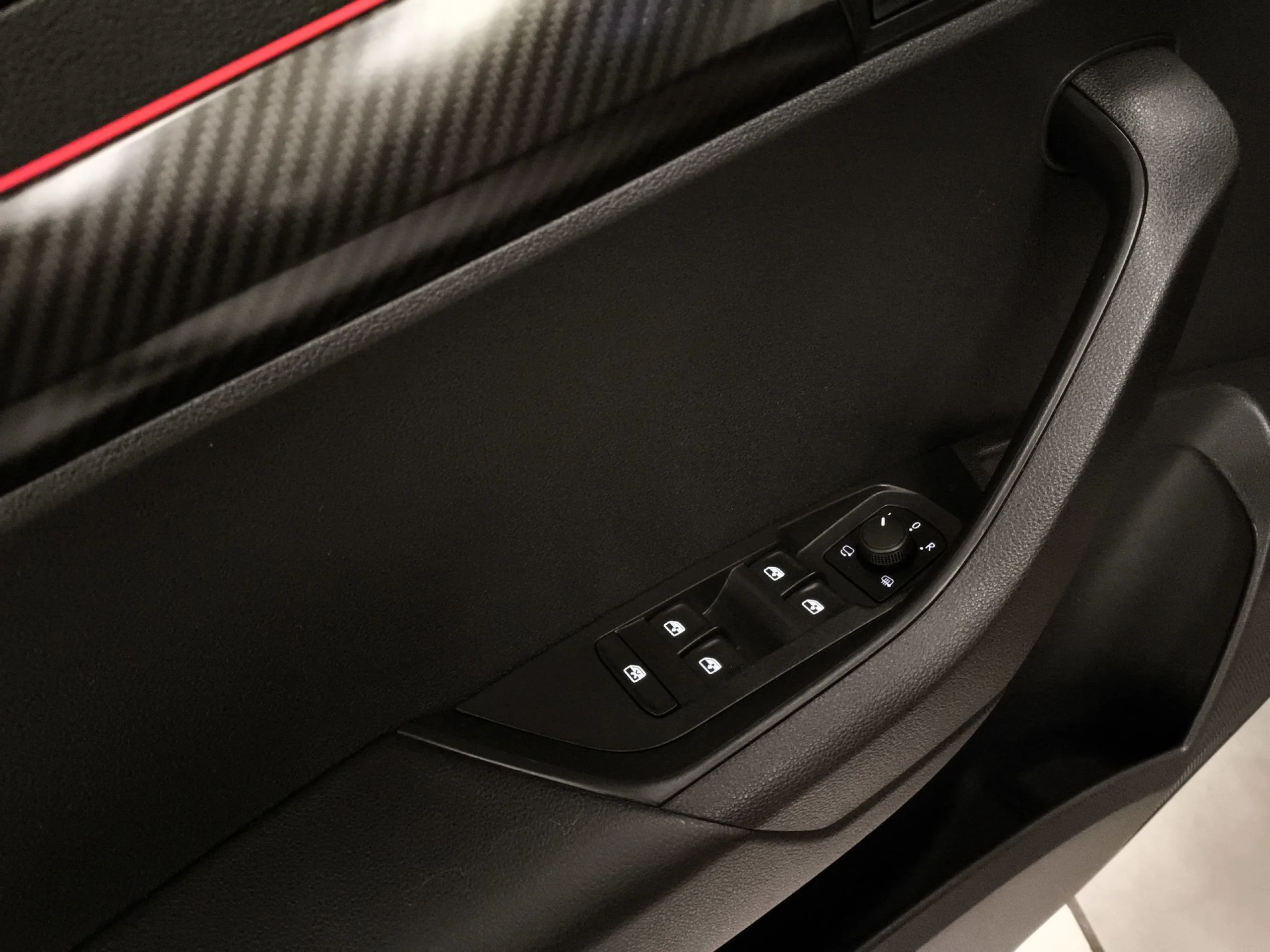 Skoda Karoq 1.5 TSI ACT Sportline DSG 110 kW (150 CV) - Foto 10