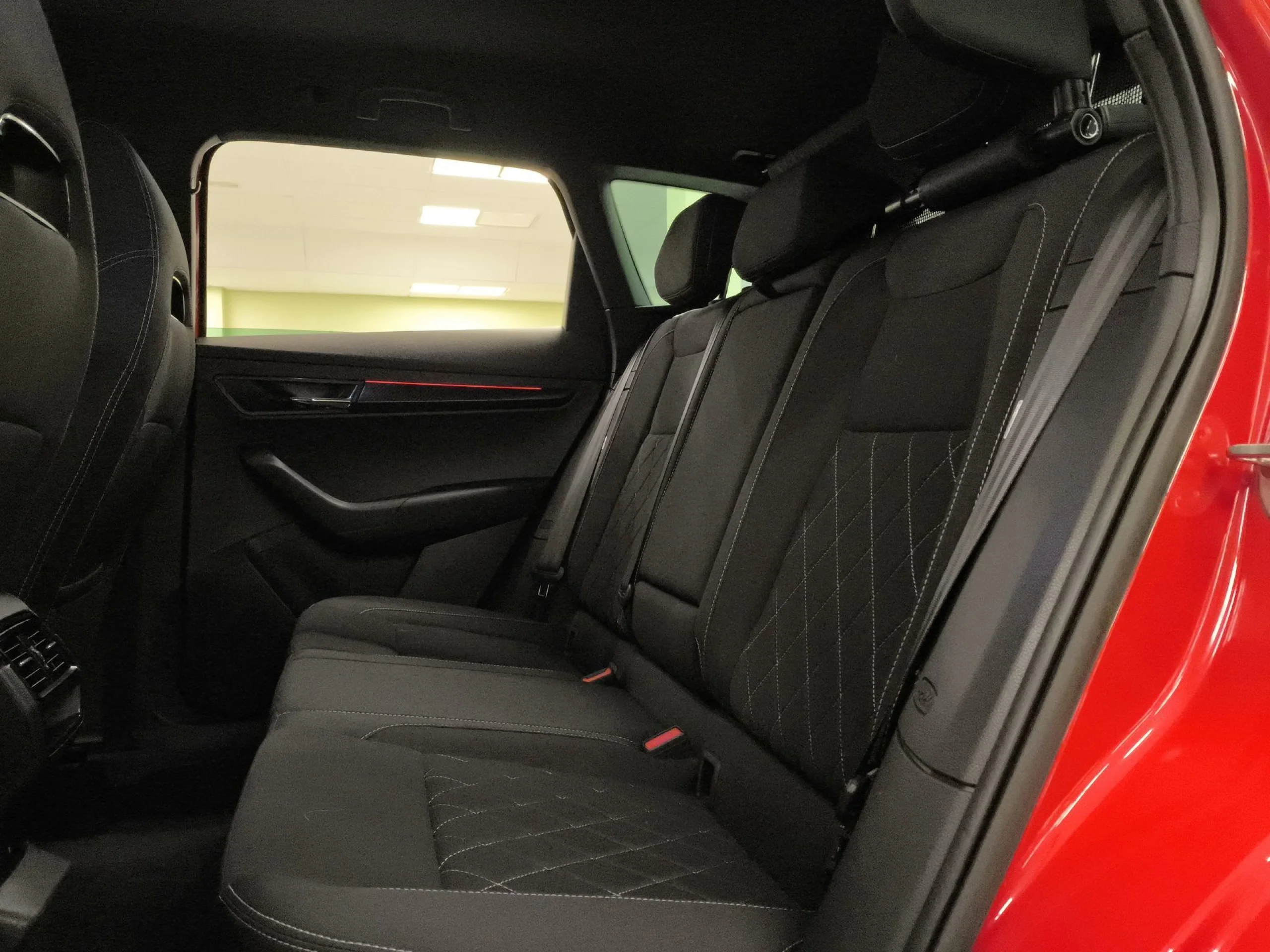 Skoda Karoq 1.5 TSI ACT Sportline DSG 110 kW (150 CV) - Foto 22