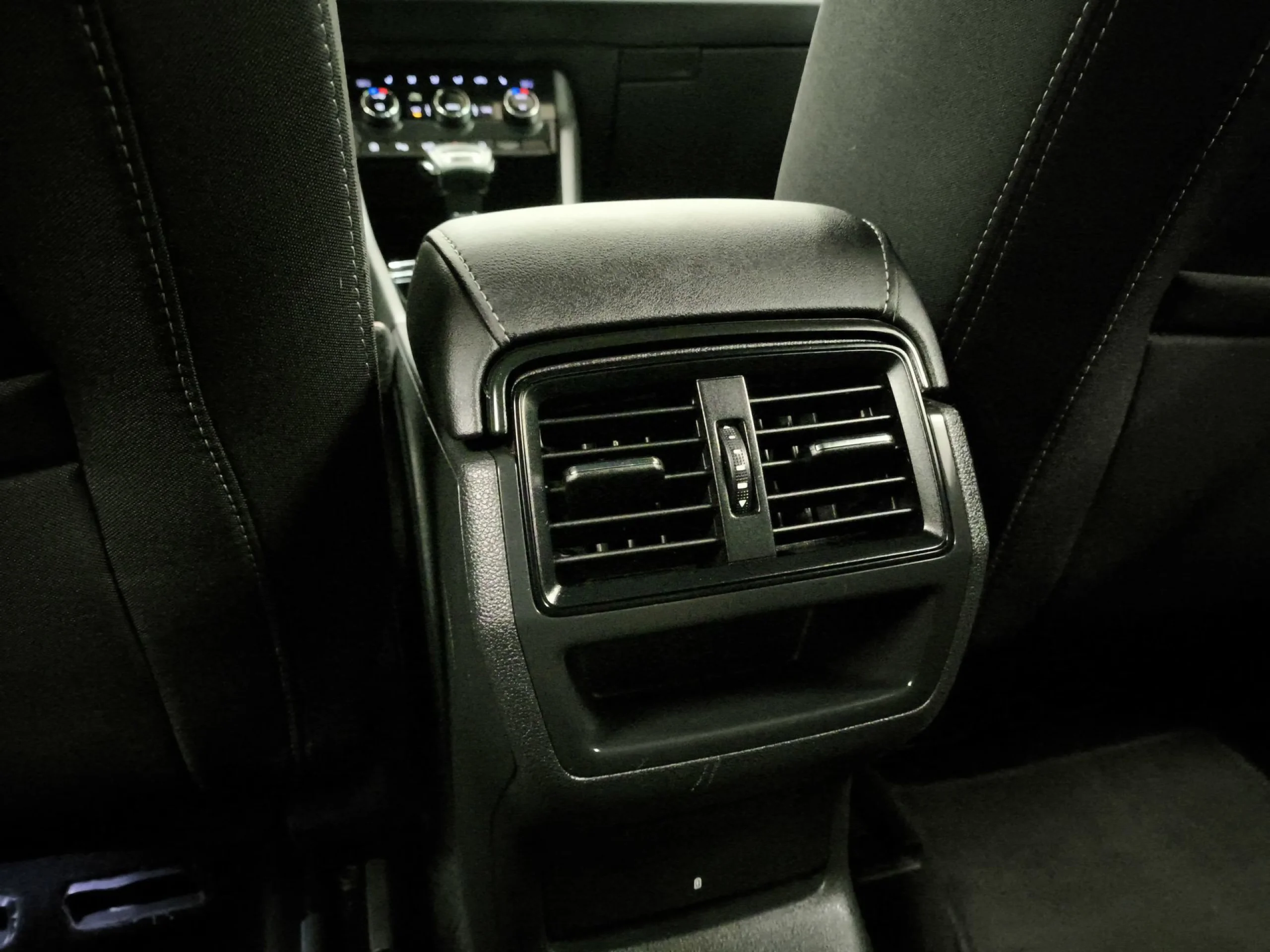 Skoda Karoq 1.5 TSI ACT Sportline DSG 110 kW (150 CV) - Foto 23