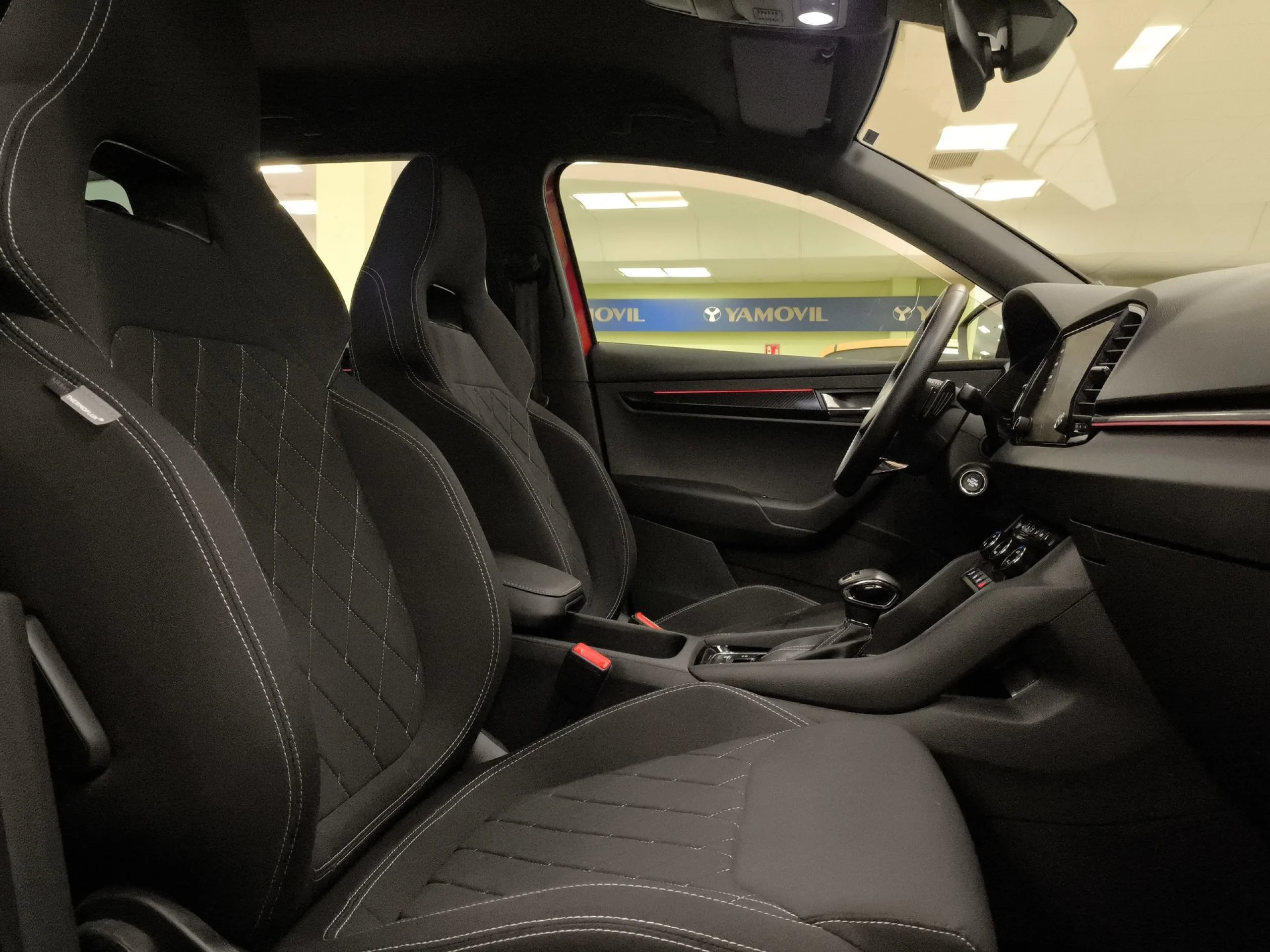 Skoda Karoq 1.5 TSI ACT Sportline DSG 110 kW (150 CV) - Foto 25