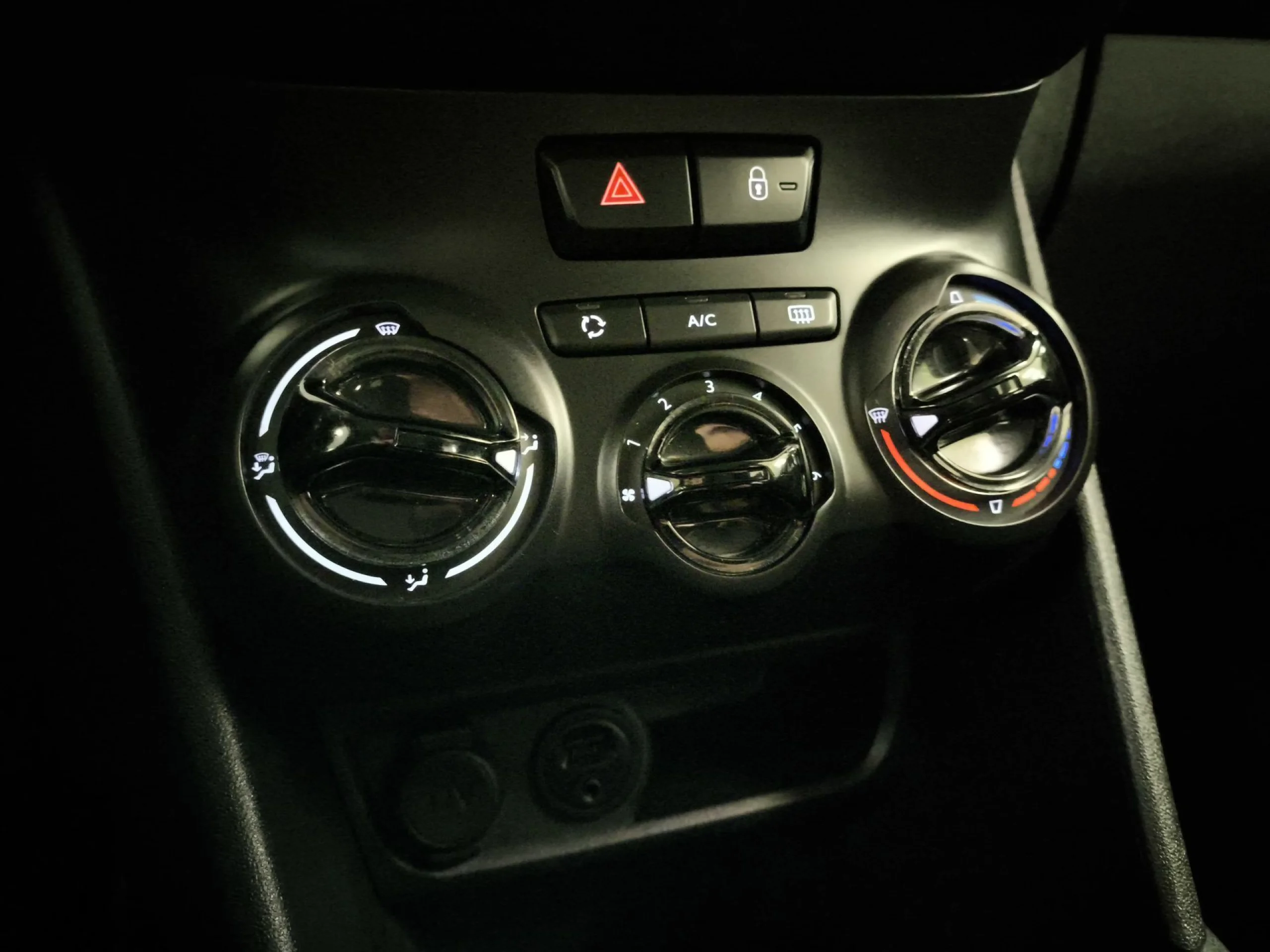 Peugeot 208 PureTech Style 60 kW (82 CV) - Foto 14