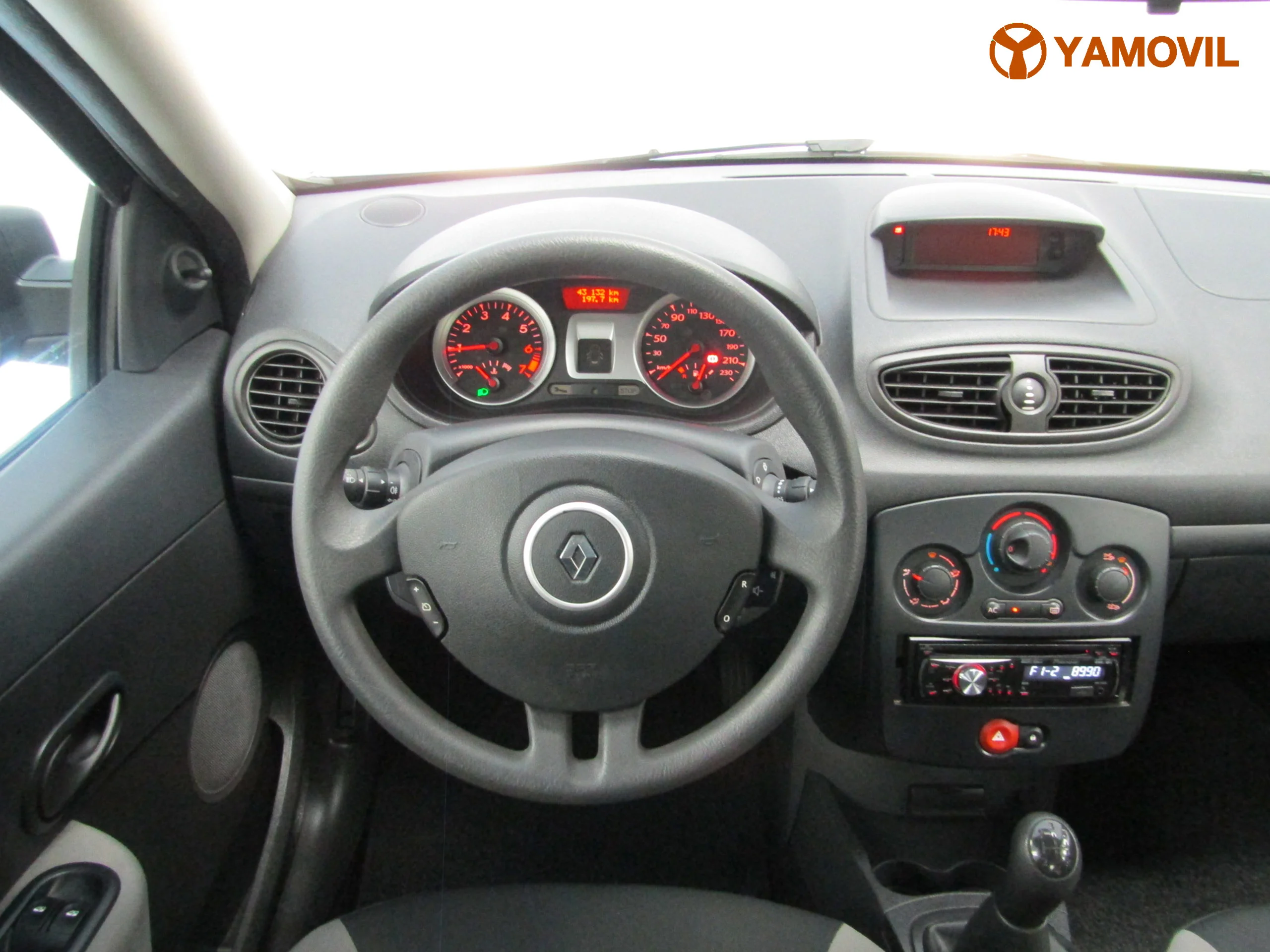 Renault Clio 1.2i 75 EXPRESSION - Foto 13