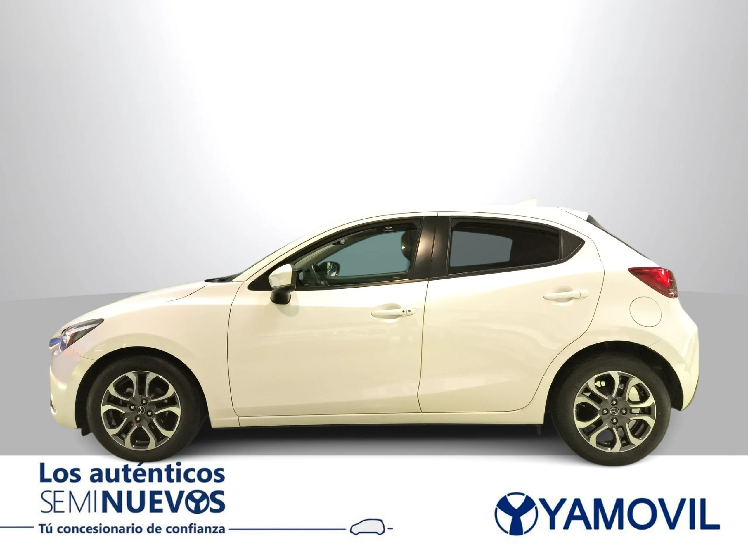 Mazda Mazda 2 1.5 GE Zenith Navy 66 kW (90 CV) - Foto 4
