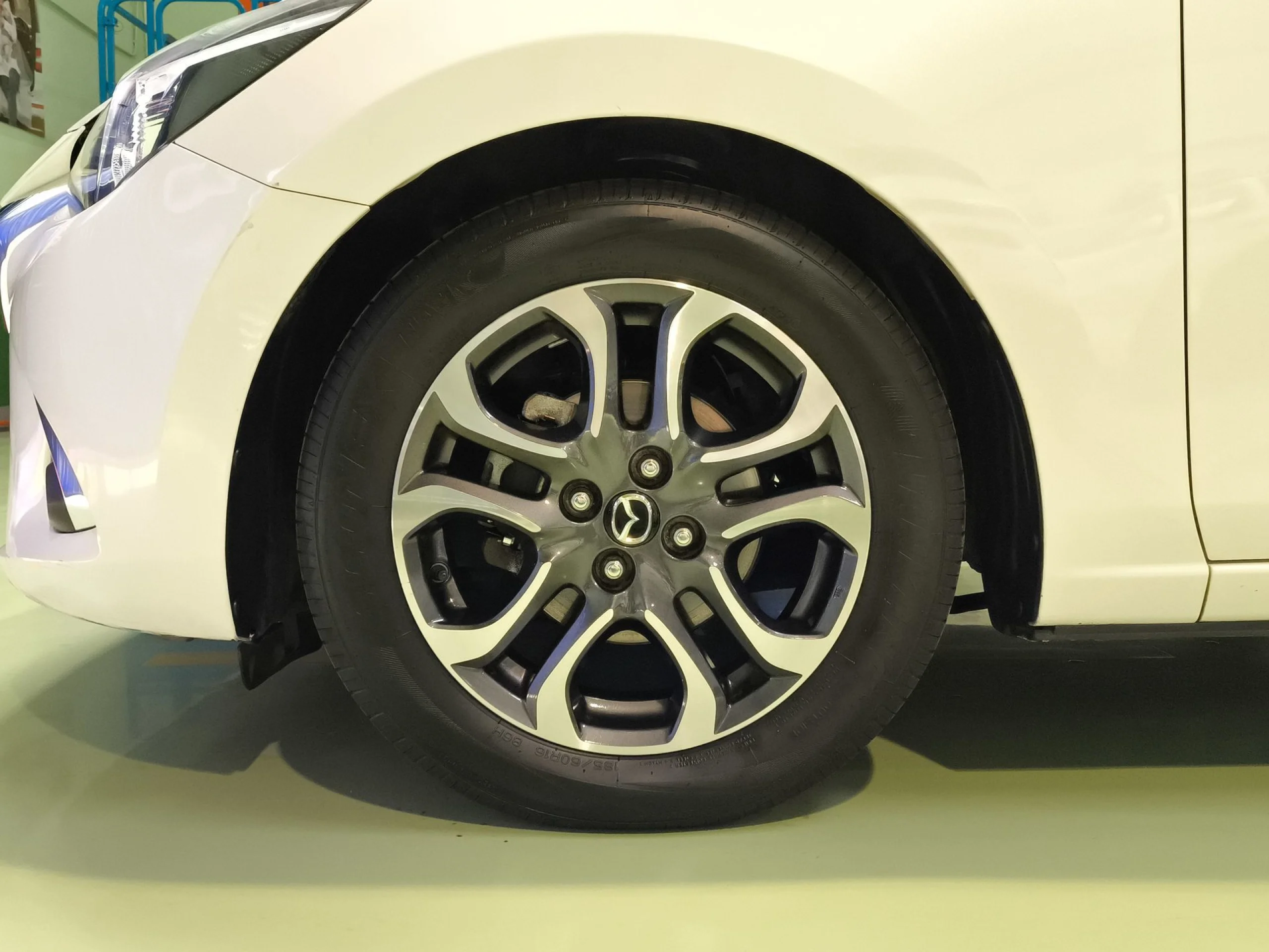 Mazda Mazda 2 1.5 GE Zenith Navy 66 kW (90 CV) - Foto 7