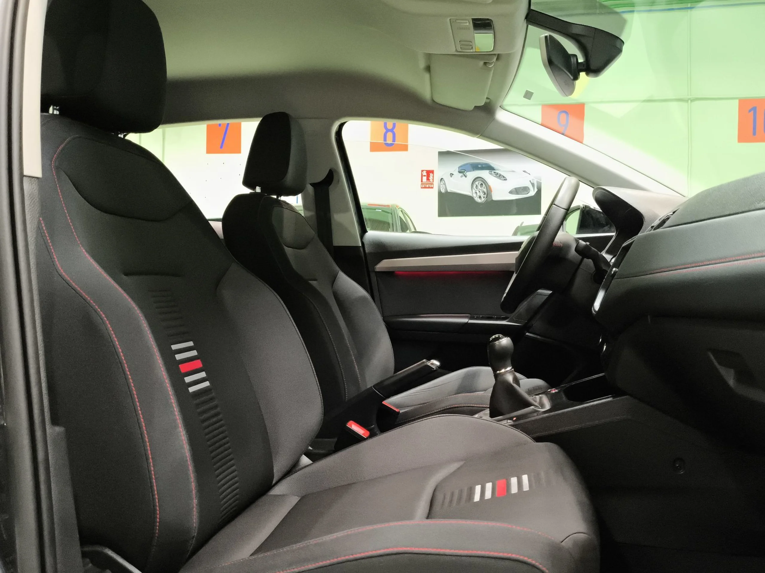 Seat Ibiza 1.0 TGI FR 66 kW (90 CV) - Foto 33