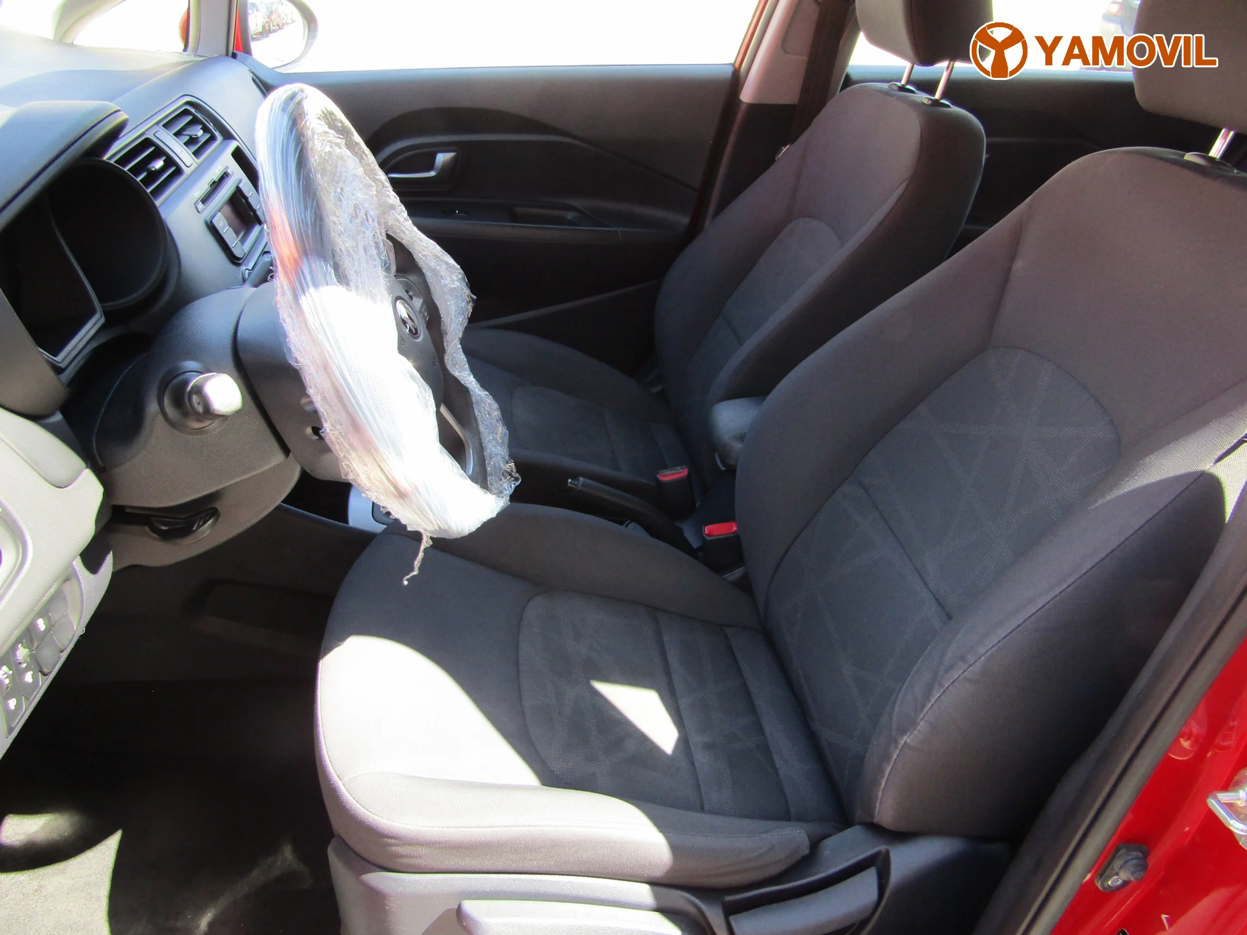 Kia Rio 1.2 CONCEPT  - Foto 15