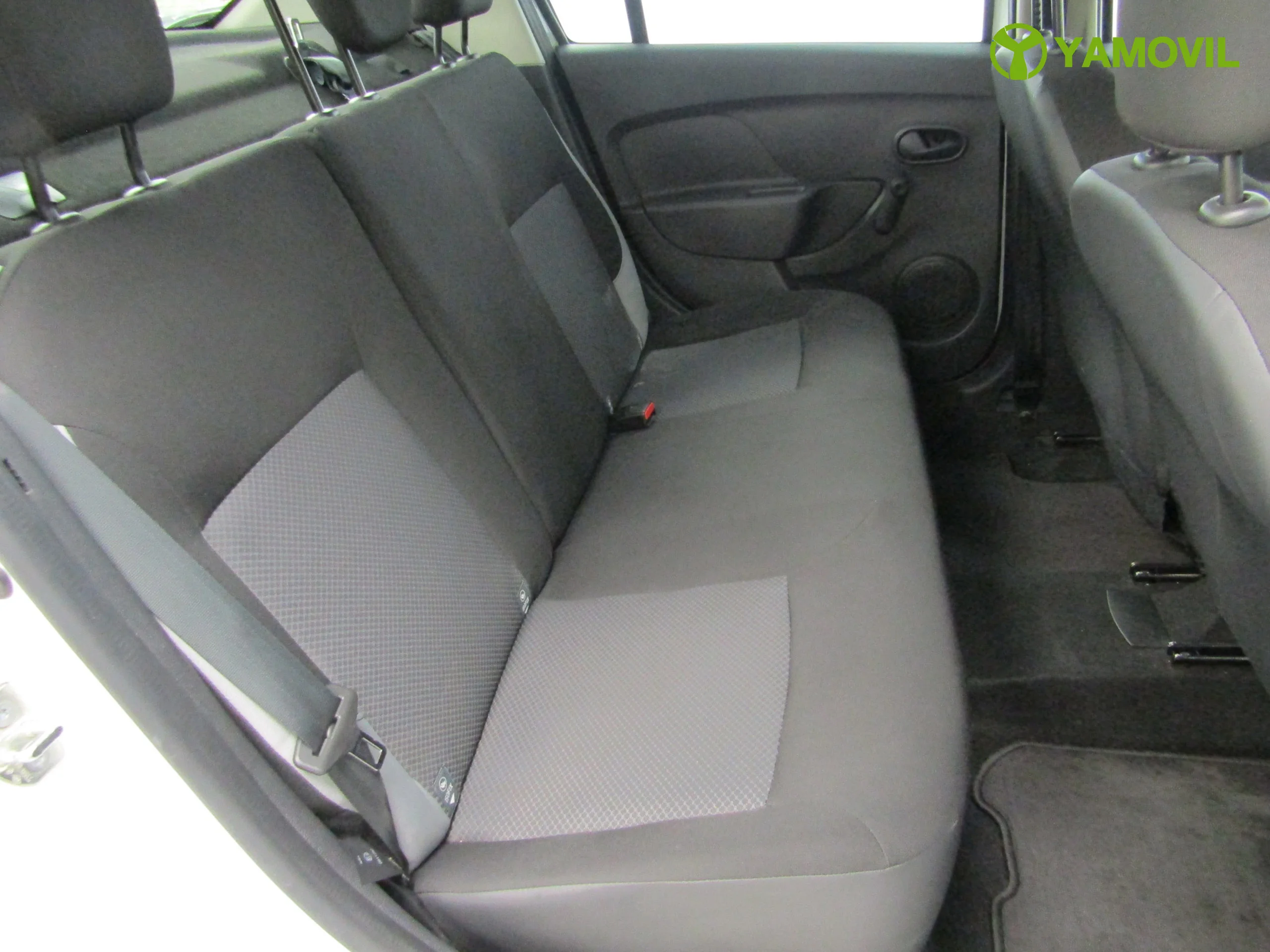 Dacia Logan 1.2 AMBIANCE 75CV MANUAL - Foto 11