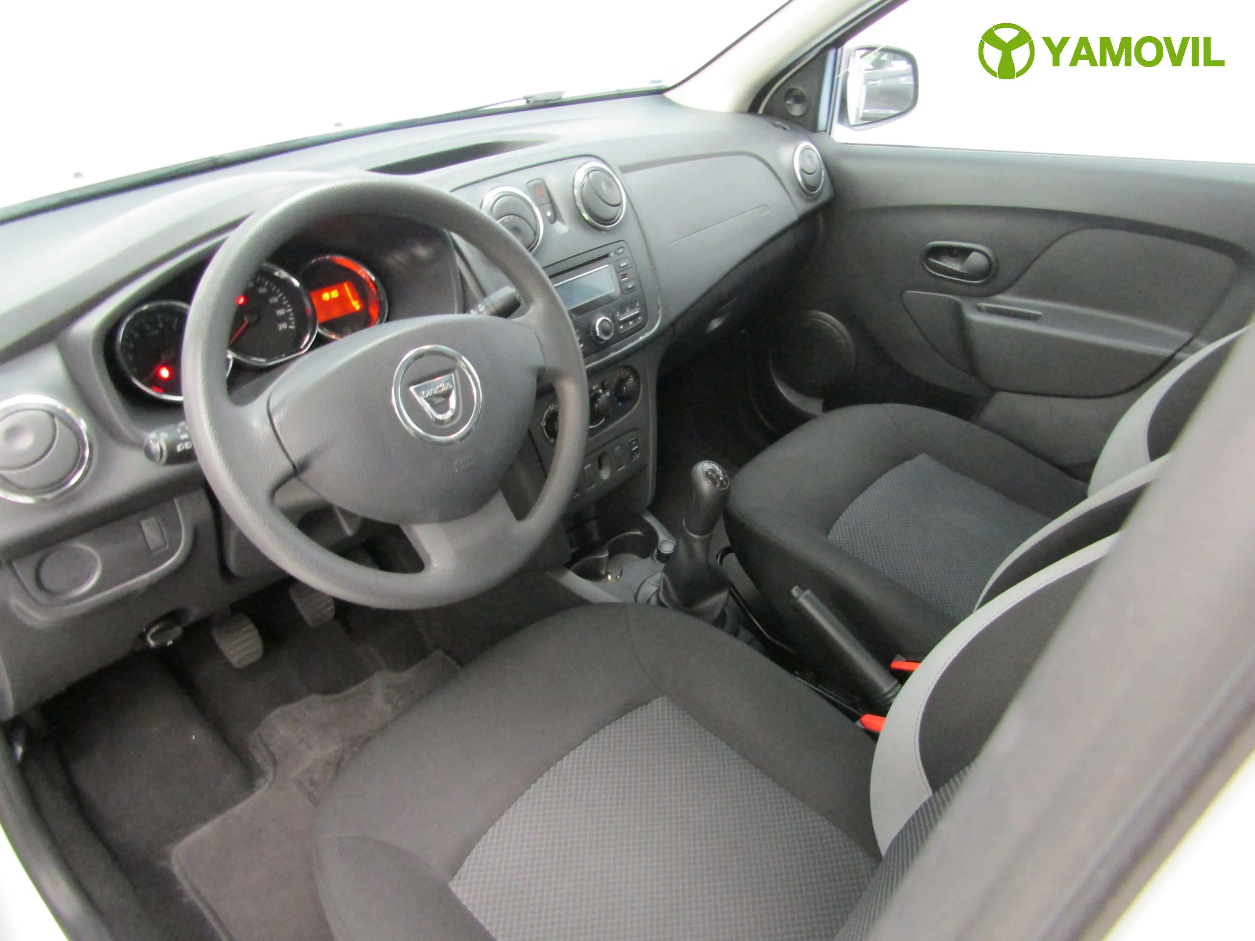 Dacia Logan 1.2 AMBIANCE 75CV MANUAL - Foto 13