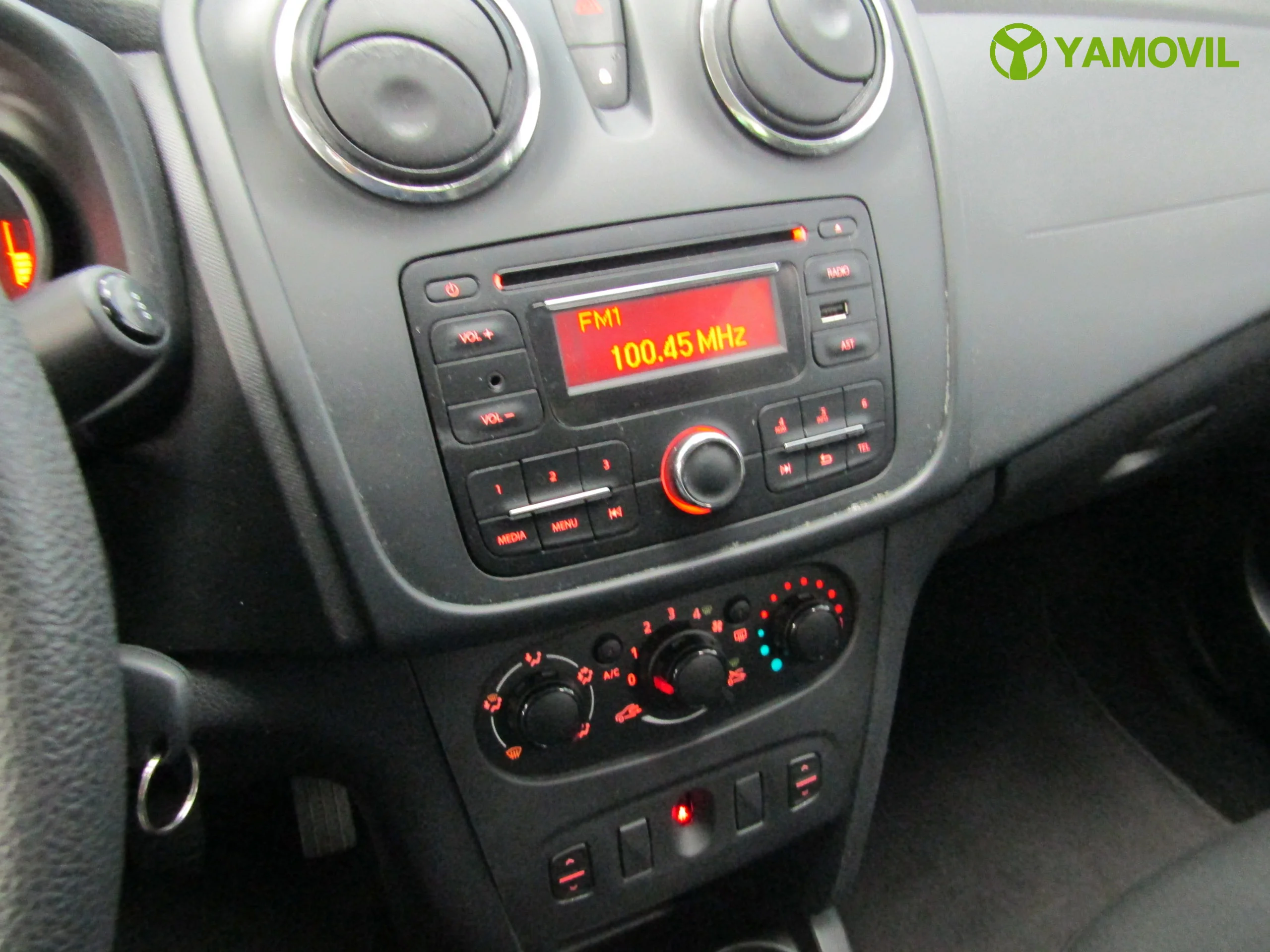 Dacia Logan 1.2 AMBIANCE 75CV MANUAL - Foto 20