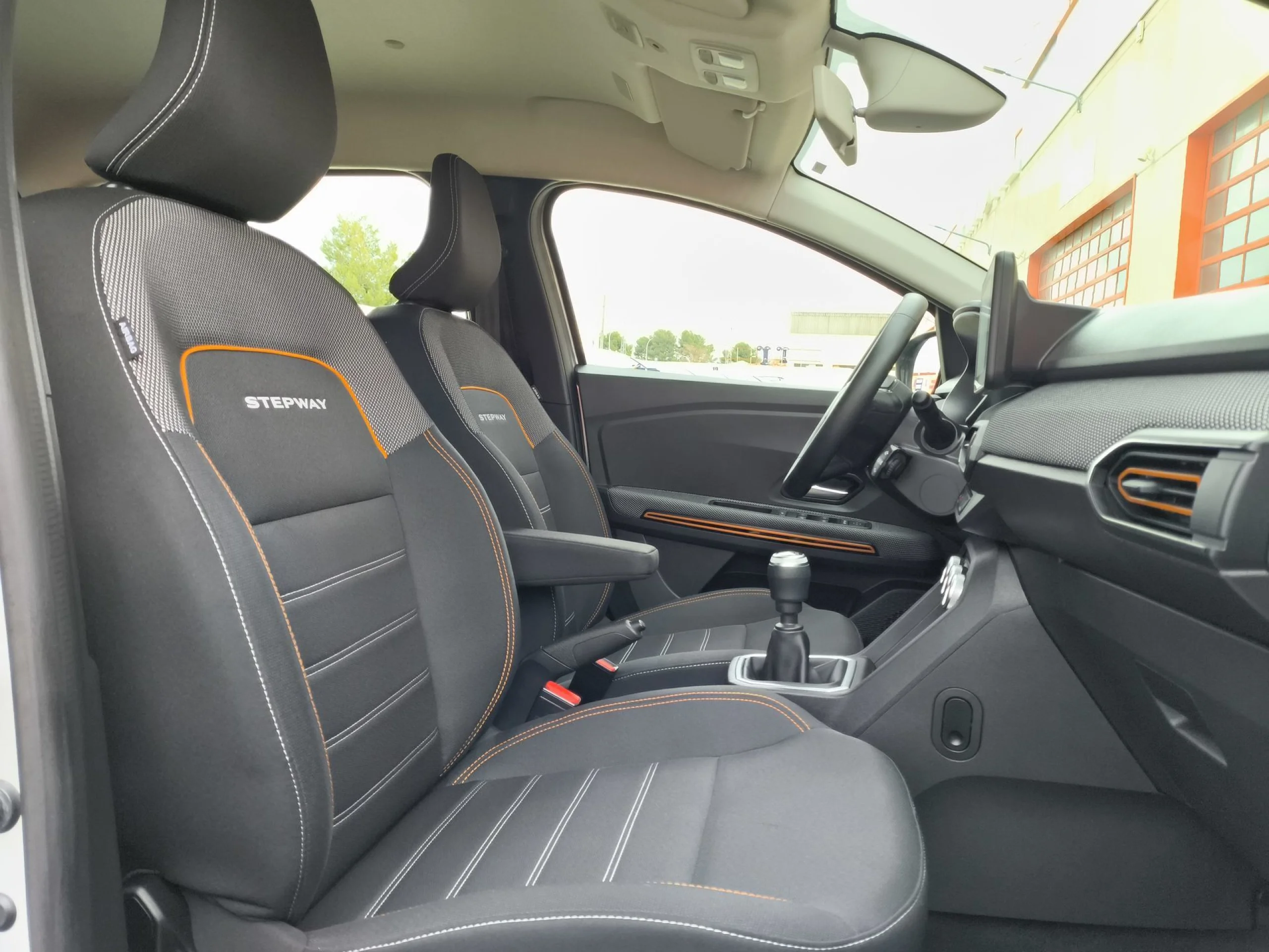 Dacia Sandero Stepway Comfort TCe 67 kW (91 CV) - Foto 21
