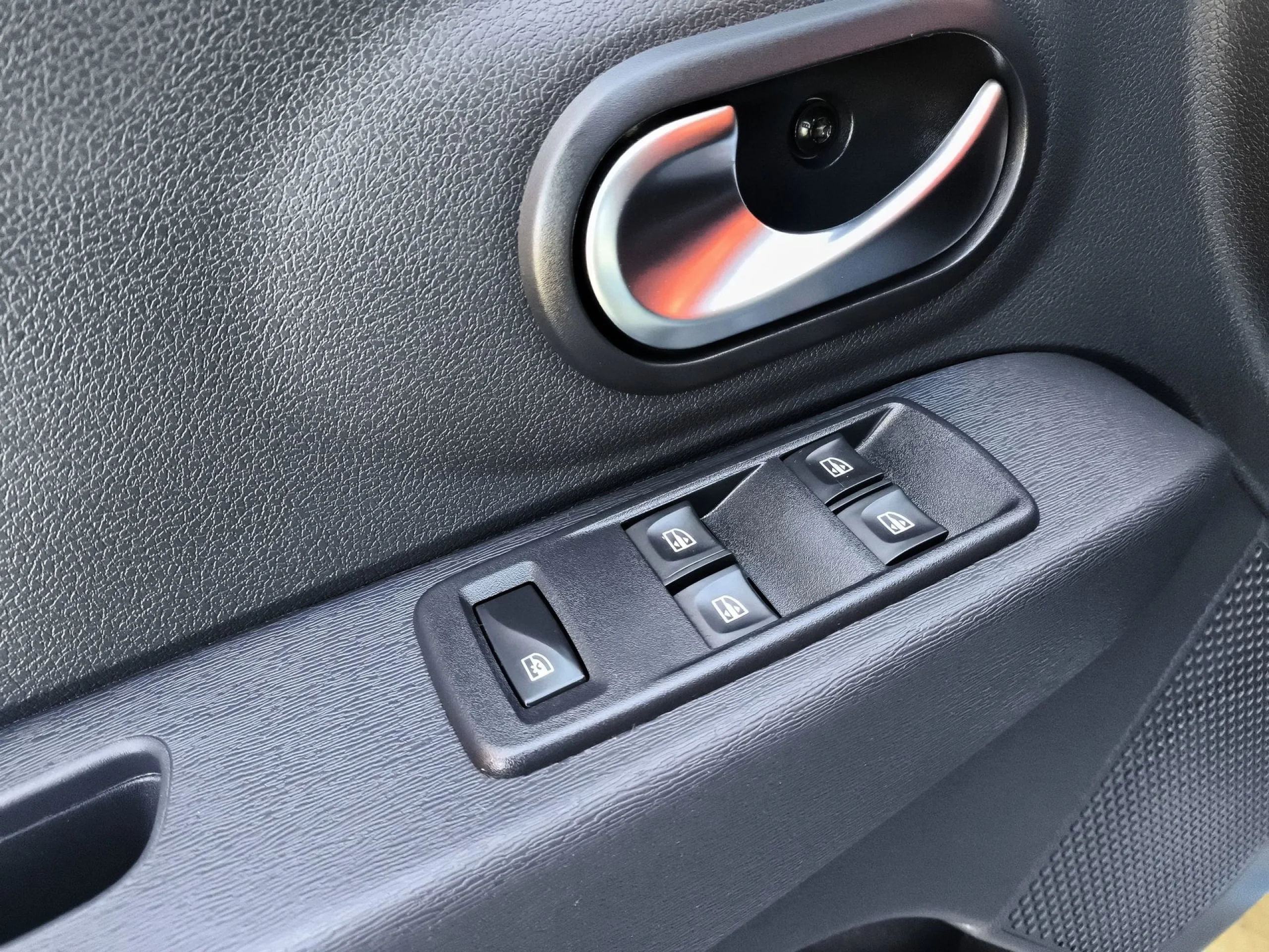 Dacia Lodgy Comfort 1.6 80 kW (107 CV) GLP - Foto 10