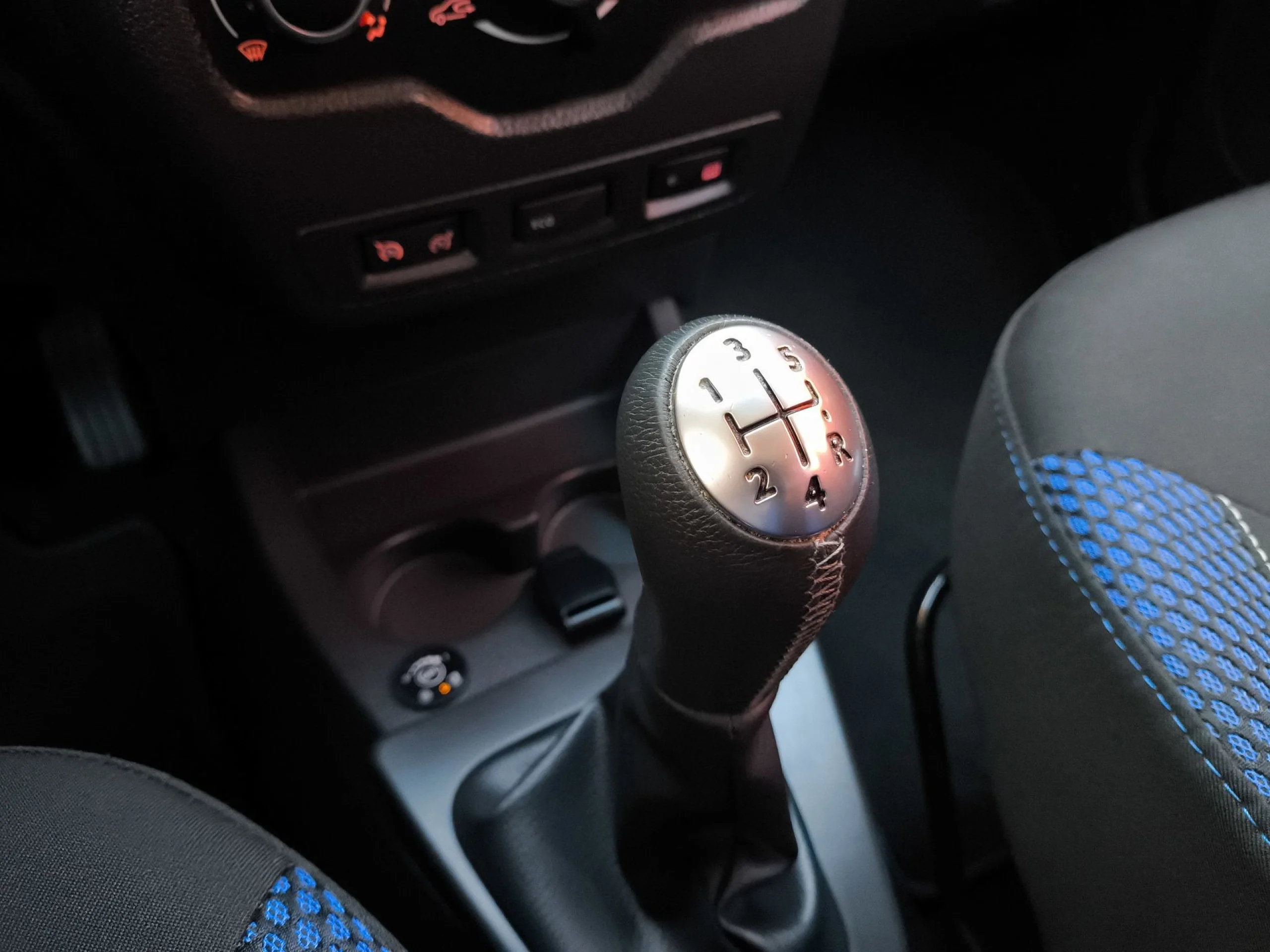 Dacia Lodgy Comfort 1.6 80 kW (107 CV) GLP - Foto 17