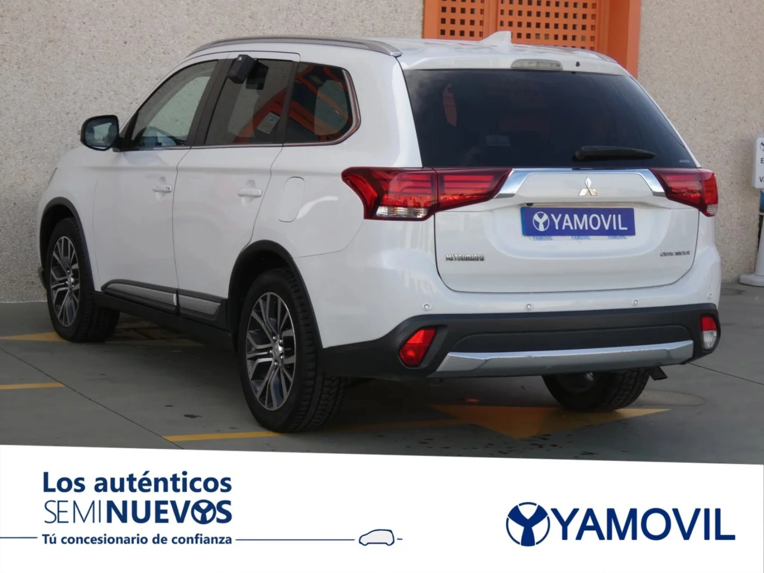 Mitsubishi Outlander 220 DI-D Kaiteki 4WD Auto 110 kW (150 CV) - Foto 6