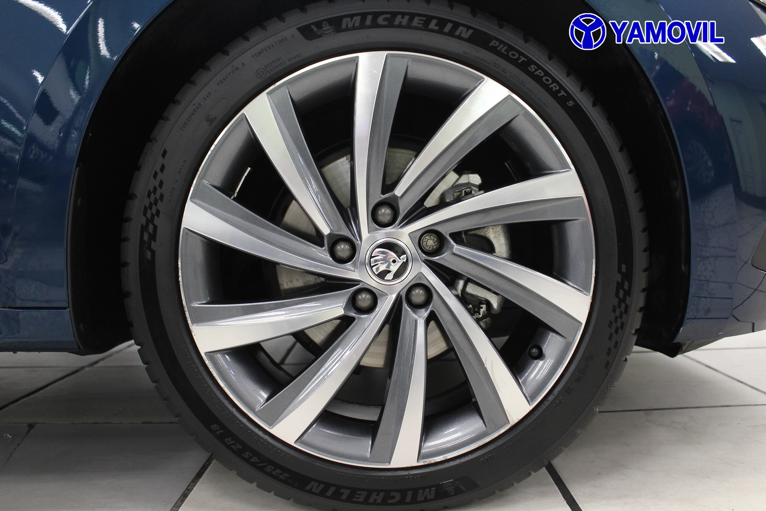 Skoda Octavia SKODA OCTAVIA 2.0 TDI LUXURY 150CV 5P. - Foto 9