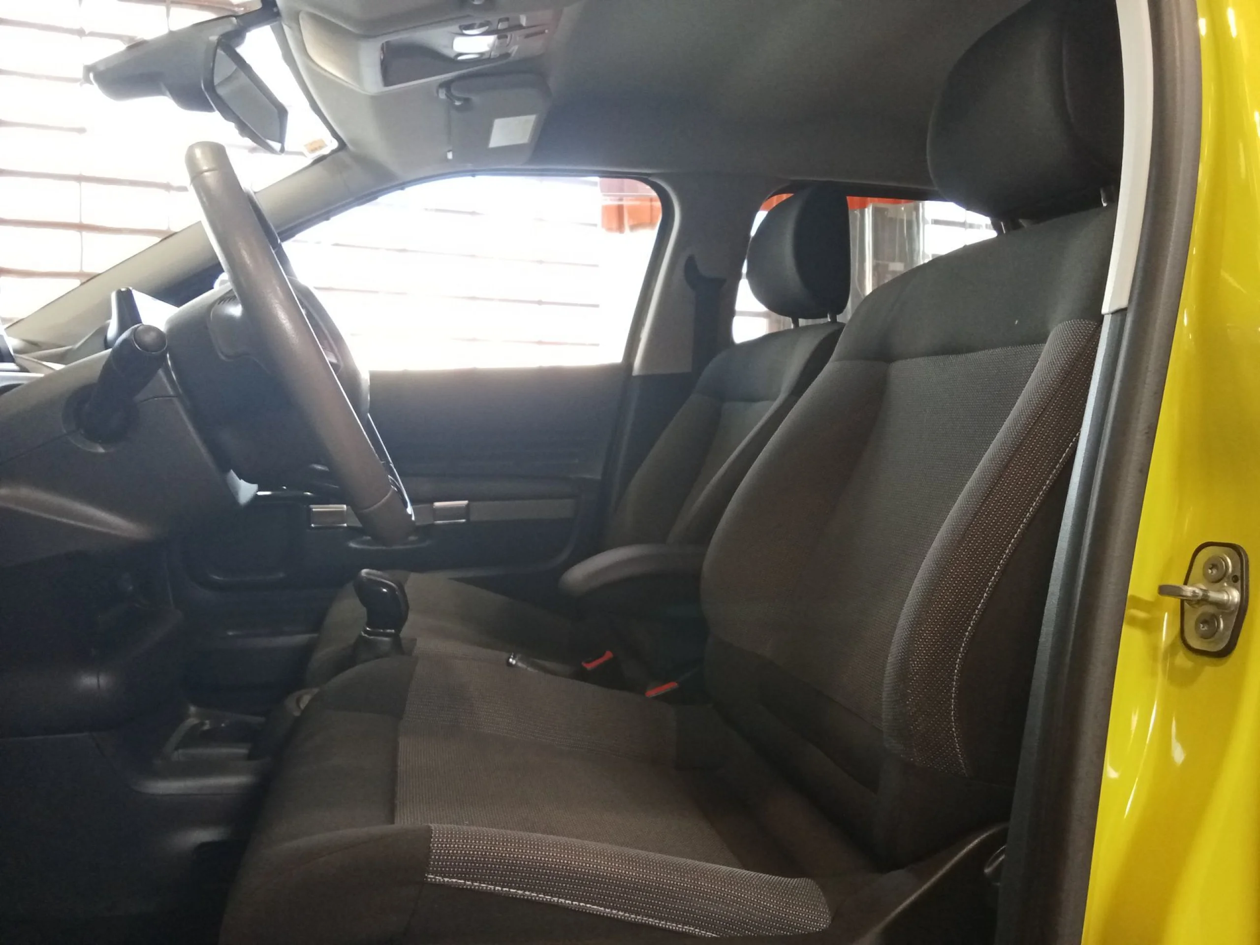 Citroen C4 Cactus BlueHDi 100 Shine 73 kW (100 CV) - Foto 8