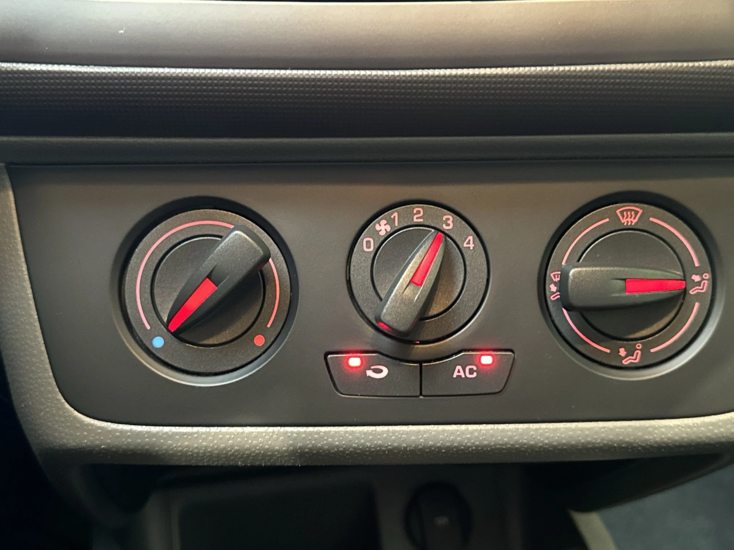 Seat Ibiza 1.6 TDI DPF Reference 66 kW (90 CV) - Foto 14