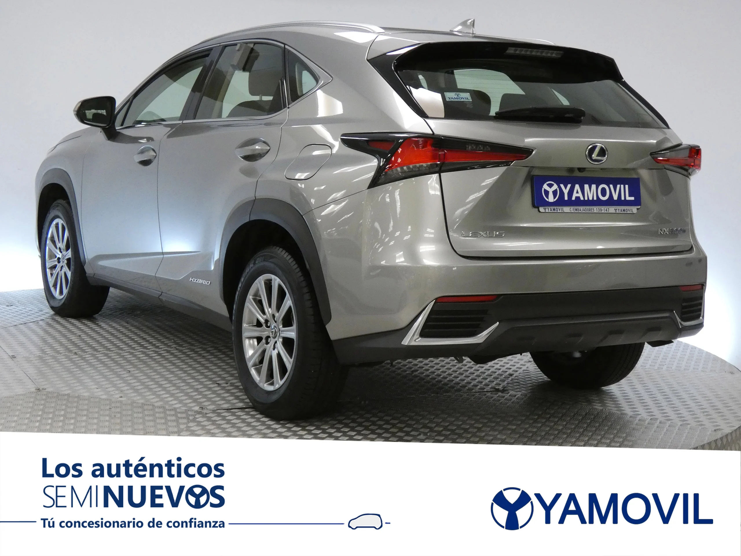 Lexus NX 300h BUSSINES HYBRID AUTO. 4X2 5P - Foto 4