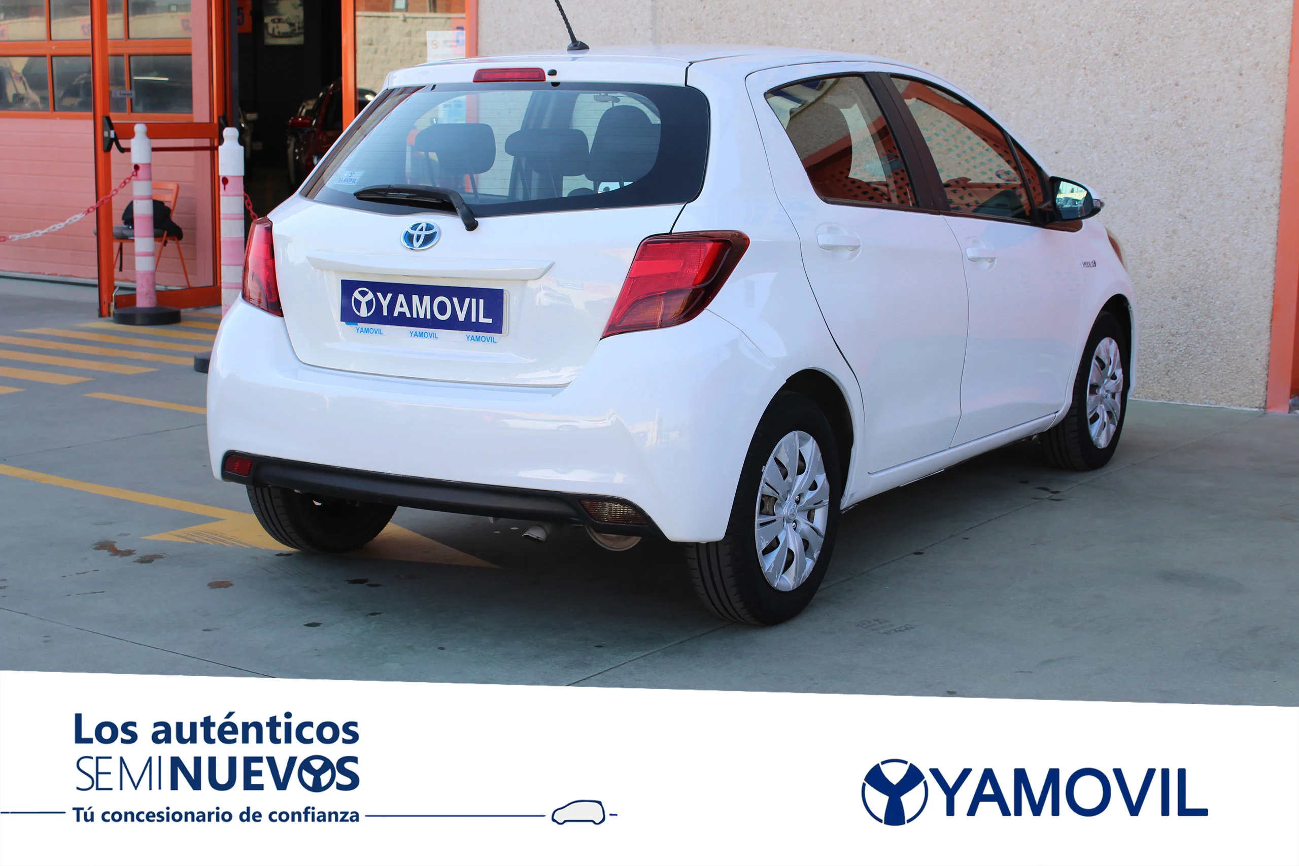 Toyota Yaris 1.5 Hybrid Active 74 kW (100 CV) - Foto 4