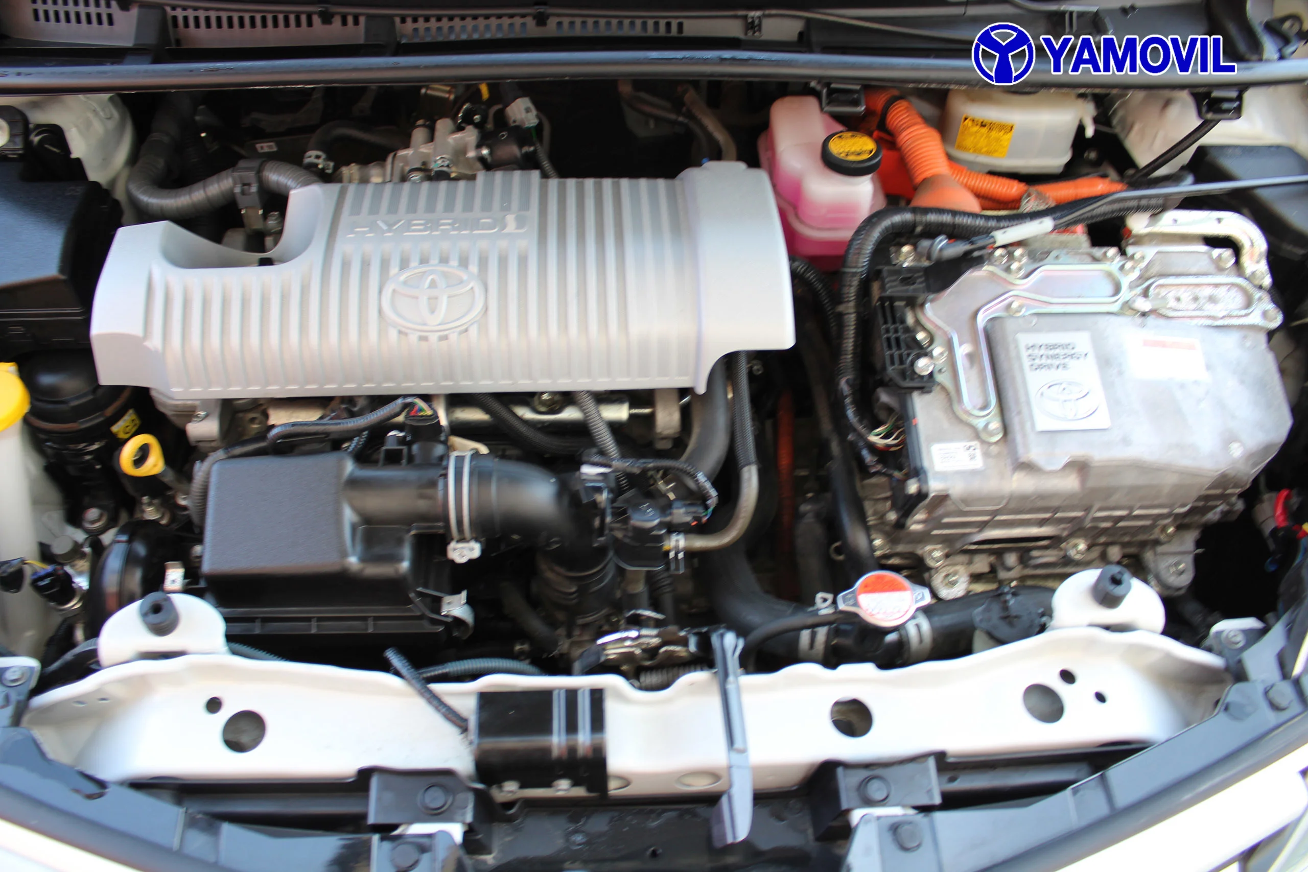 Toyota Yaris 1.5 Hybrid Active 74 kW (100 CV) - Foto 8