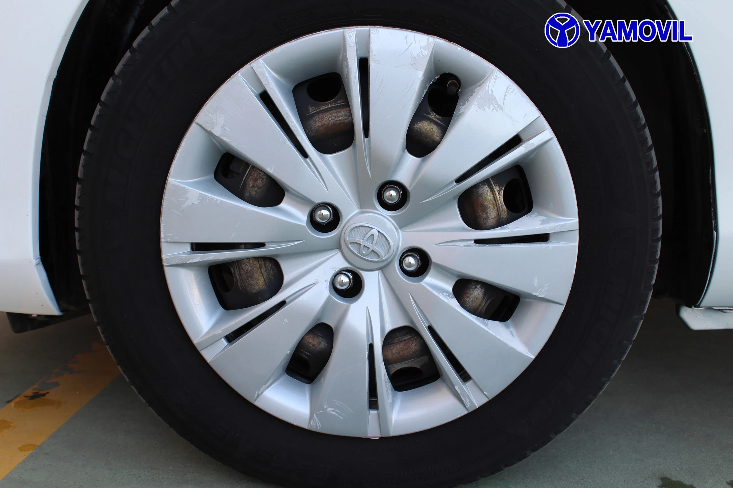 Toyota Yaris 1.5 Hybrid Active 74 kW (100 CV) - Foto 12