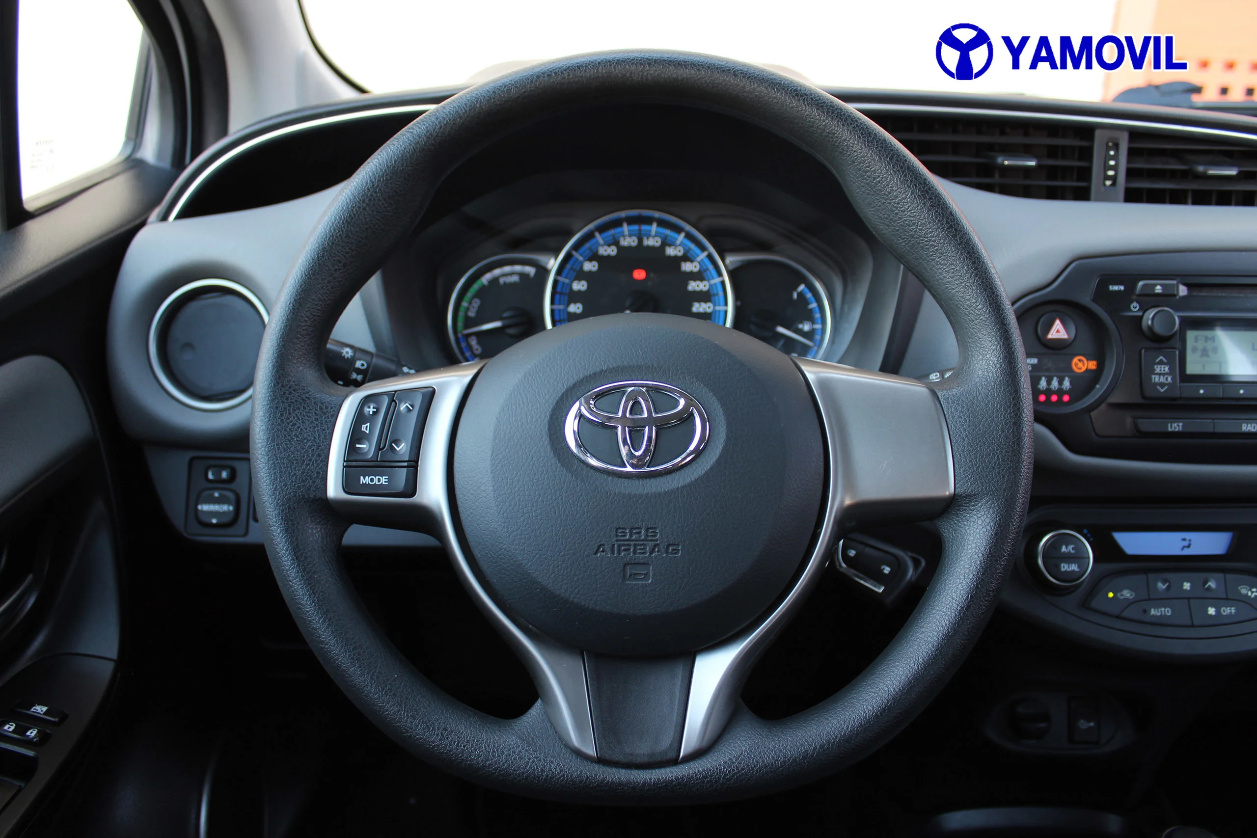 Toyota Yaris 1.5 Hybrid Active 74 kW (100 CV) - Foto 22