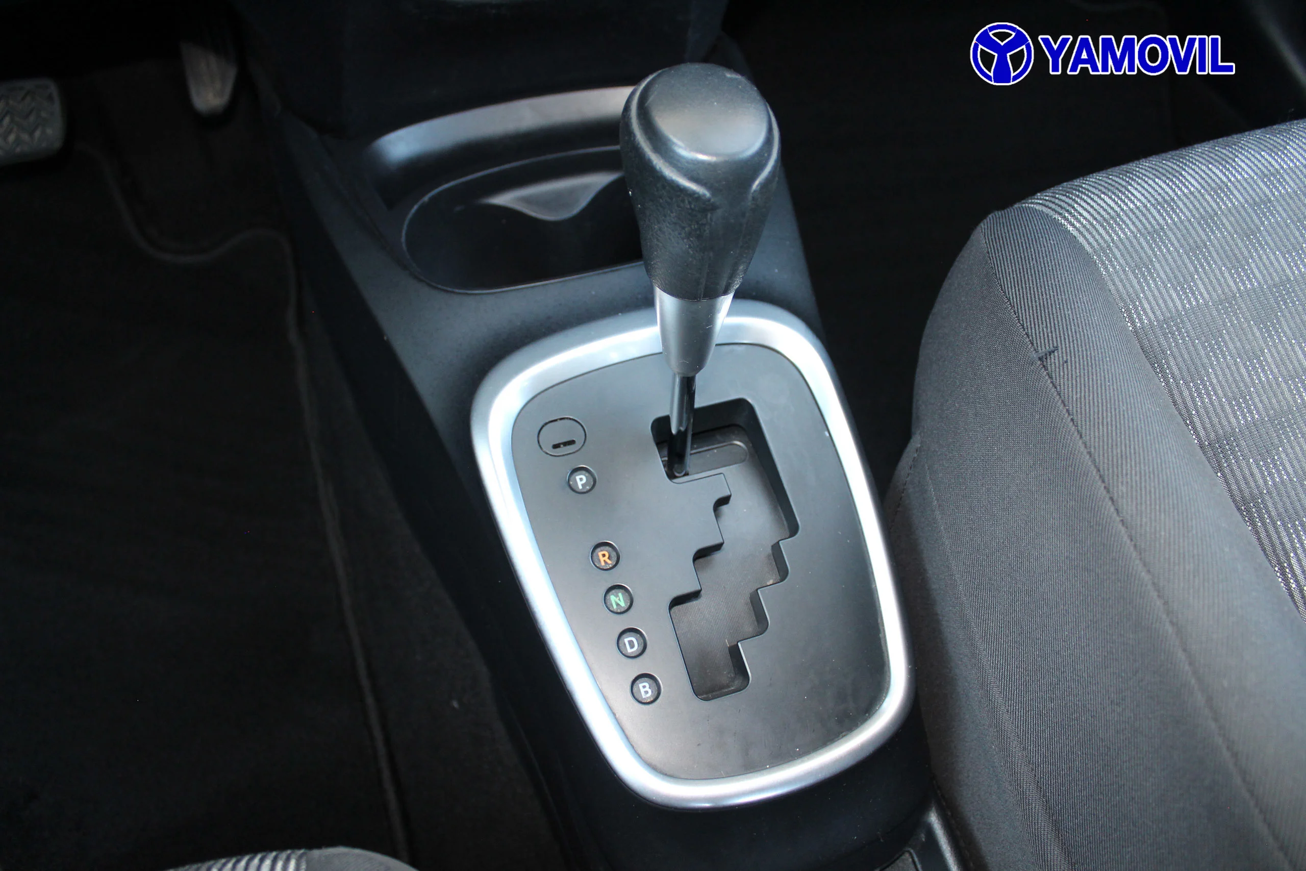 Toyota Yaris 1.5 Hybrid Active 74 kW (100 CV) - Foto 29