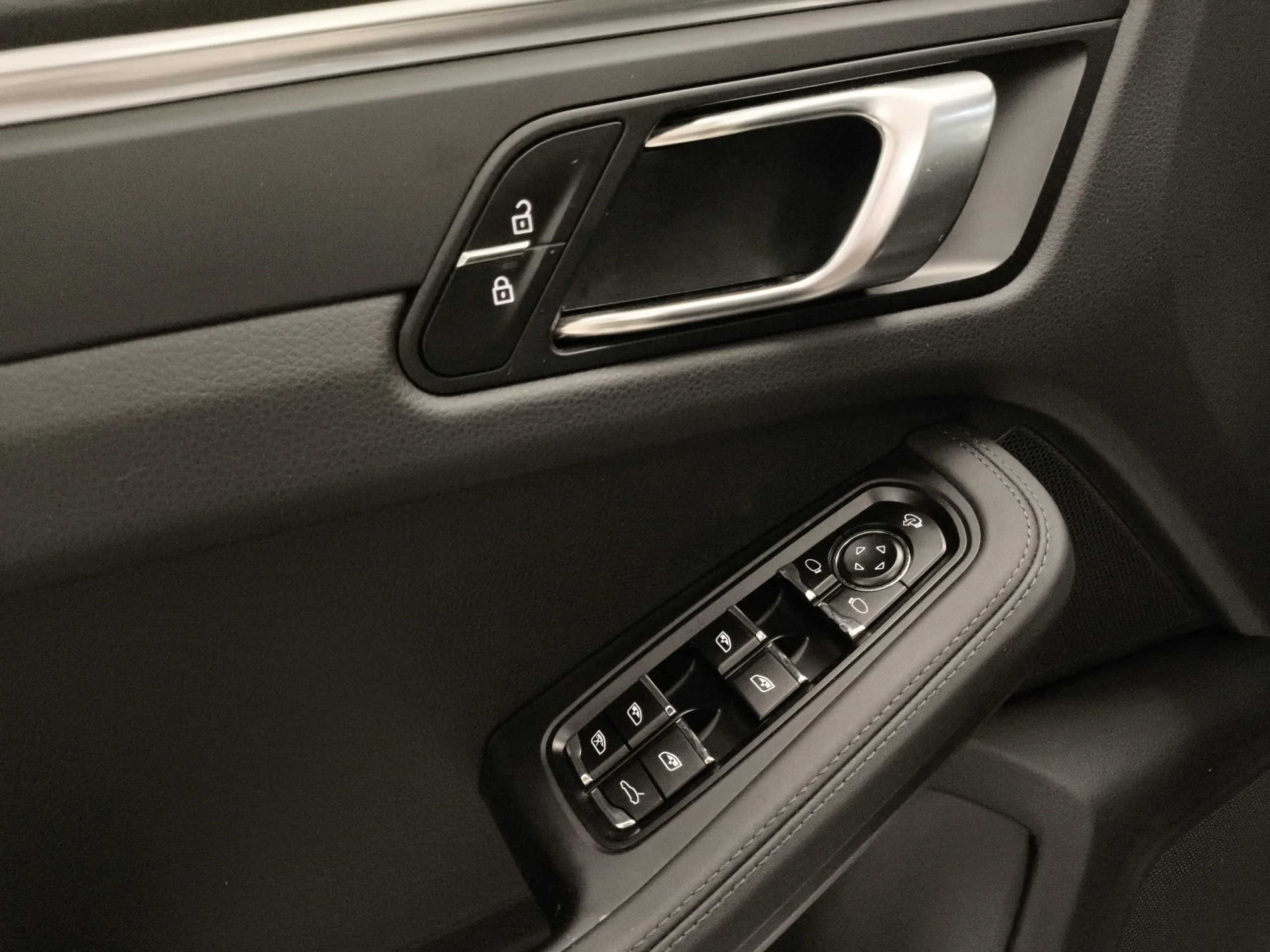 Porsche Macan 195 kW (265 CV) - Foto 13