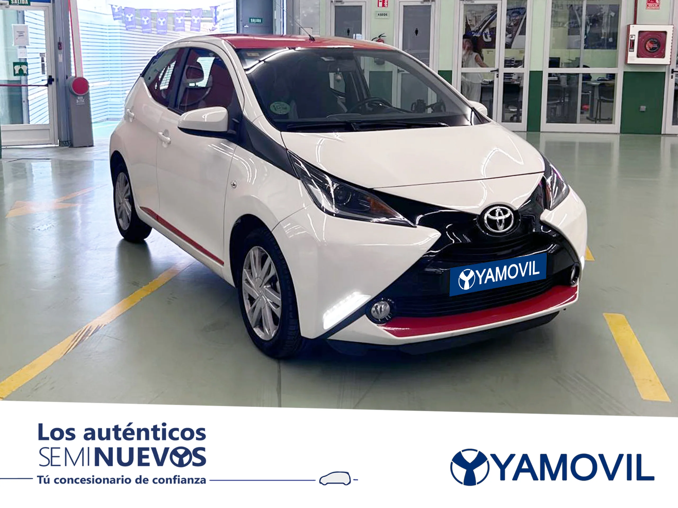 Toyota Aygo 1.0 70 x-play 51 kW (69 CV) - Foto 3