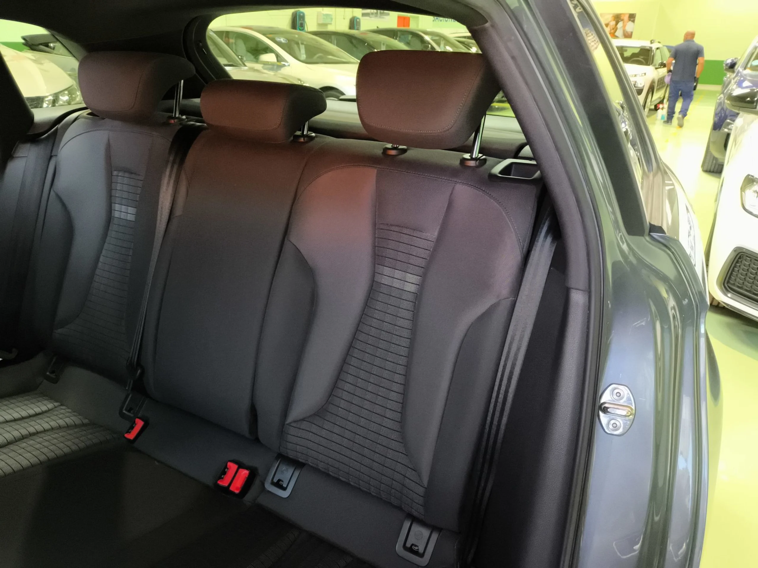 Audi A3 Sportback sport edition 1.6 TDI 81 kW (110 CV) - Foto 18