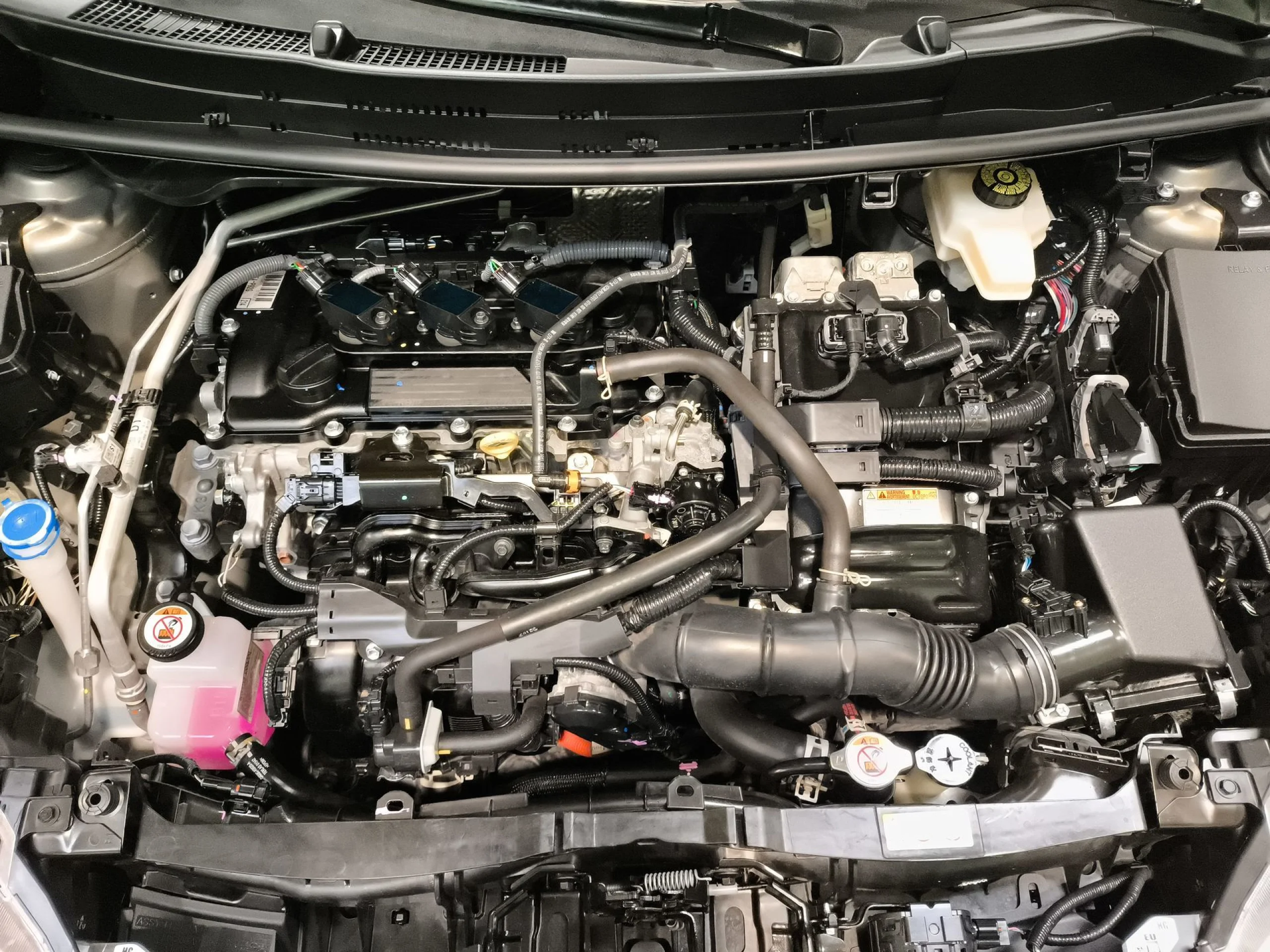 Toyota Yaris 1.5 120H Style Plus 85 kW (116 CV) - Foto 22