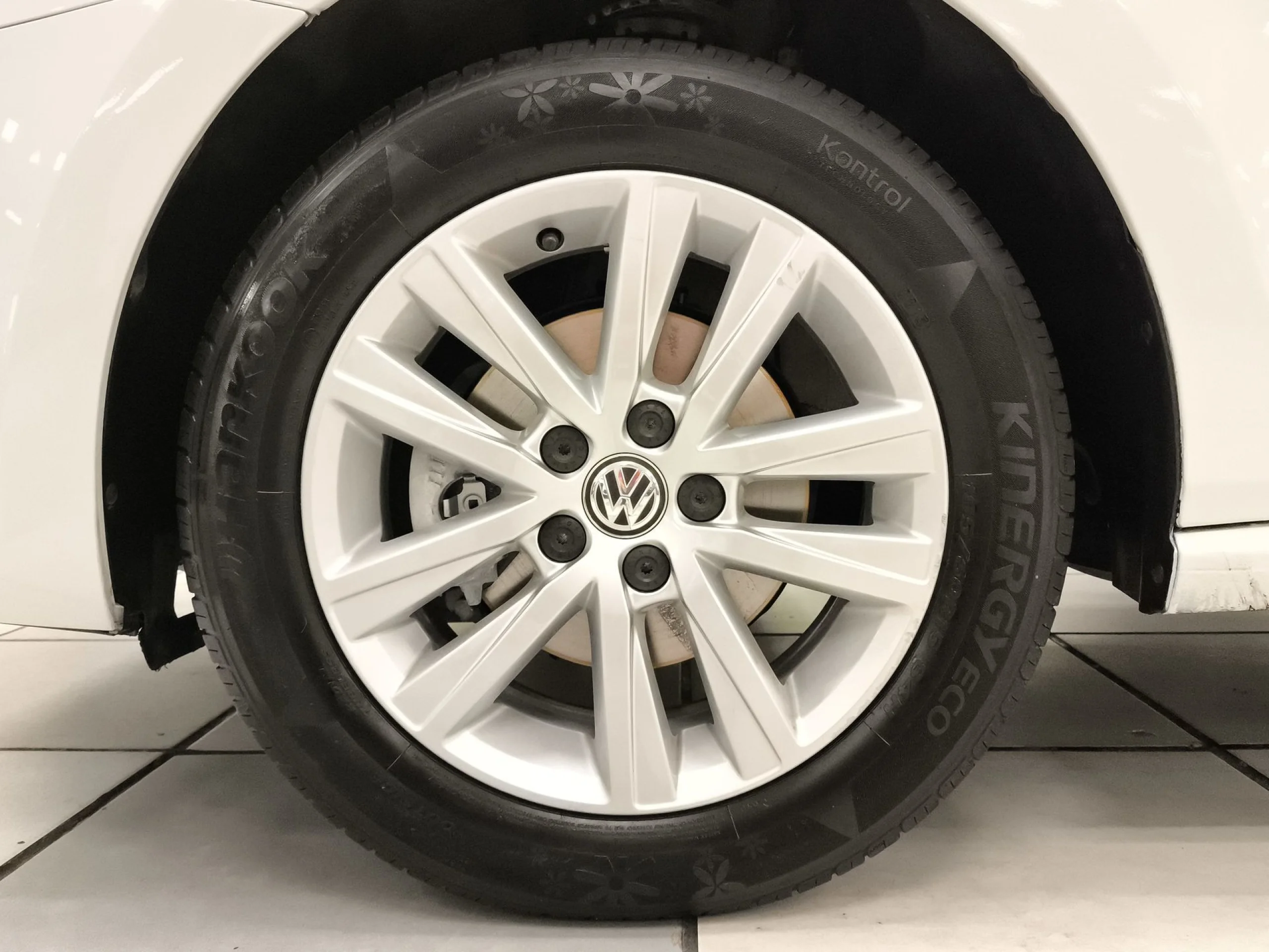 Volkswagen Polo Advance 1.2 TSI BMT 66 kW (90 CV) - Foto 7