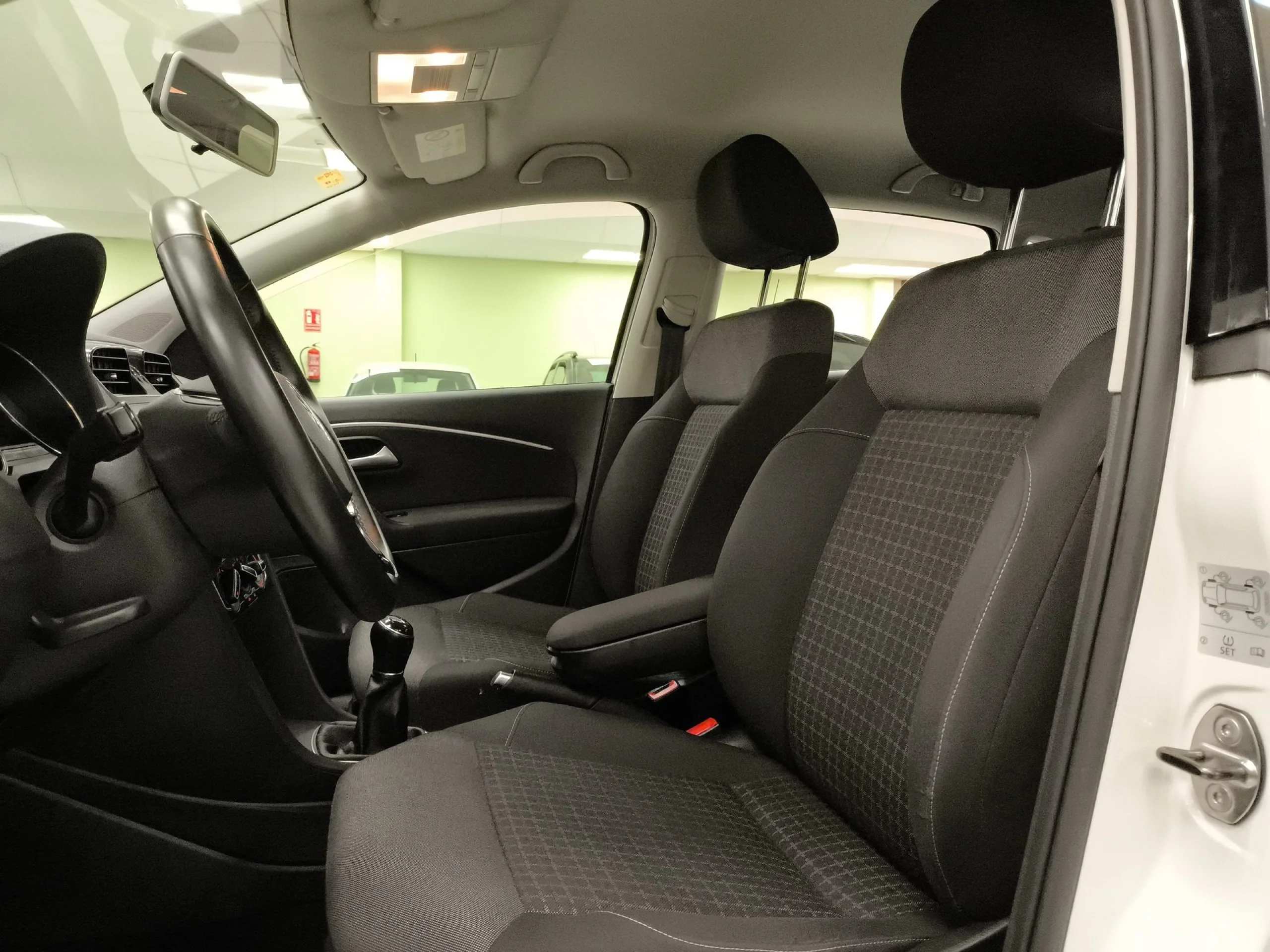 Volkswagen Polo Advance 1.2 TSI BMT 66 kW (90 CV) - Foto 8