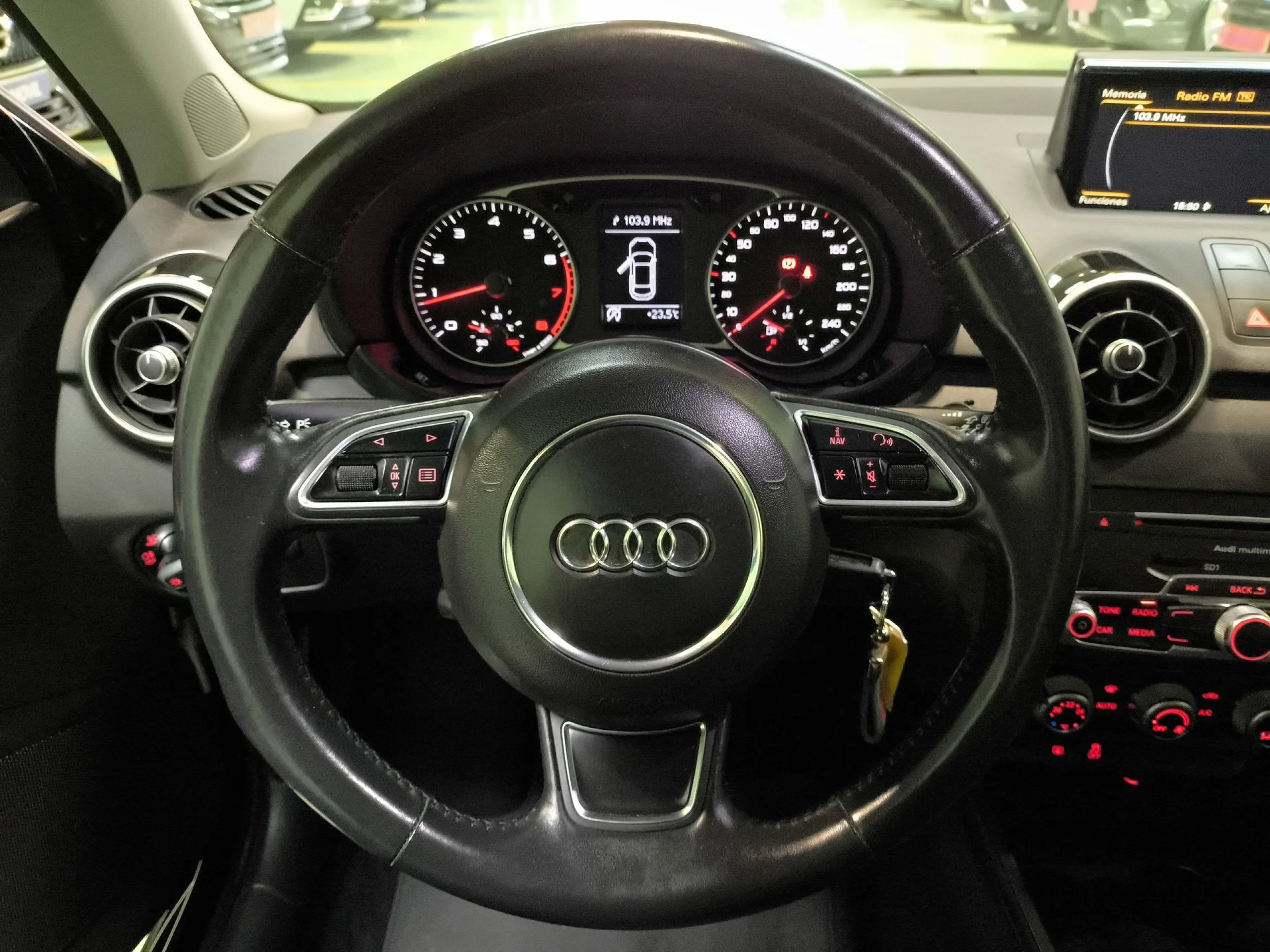 Audi A1 Adrenalin 1.4 TFSI 92 kW (125 CV) - Foto 13